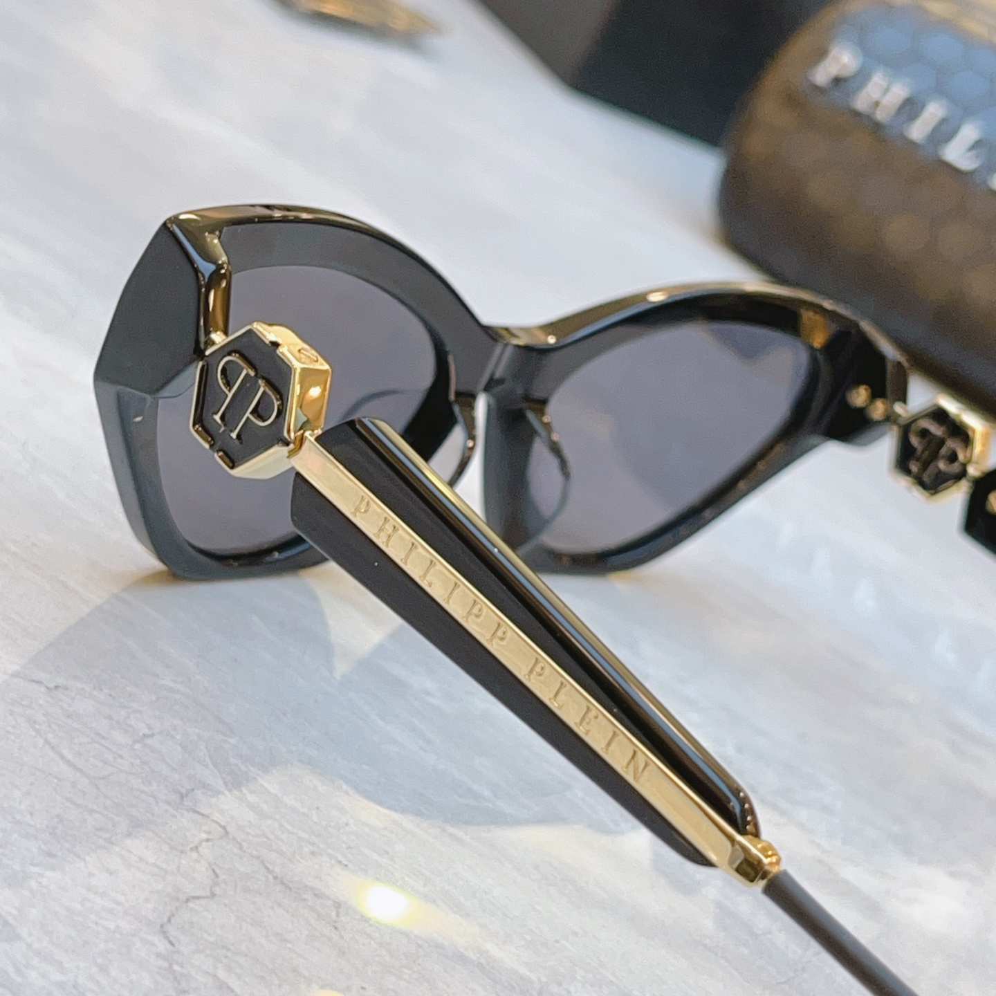 ，【PhiliPP Plei*】新款太阳镜，
Mod：VPS，Size：55口18-140