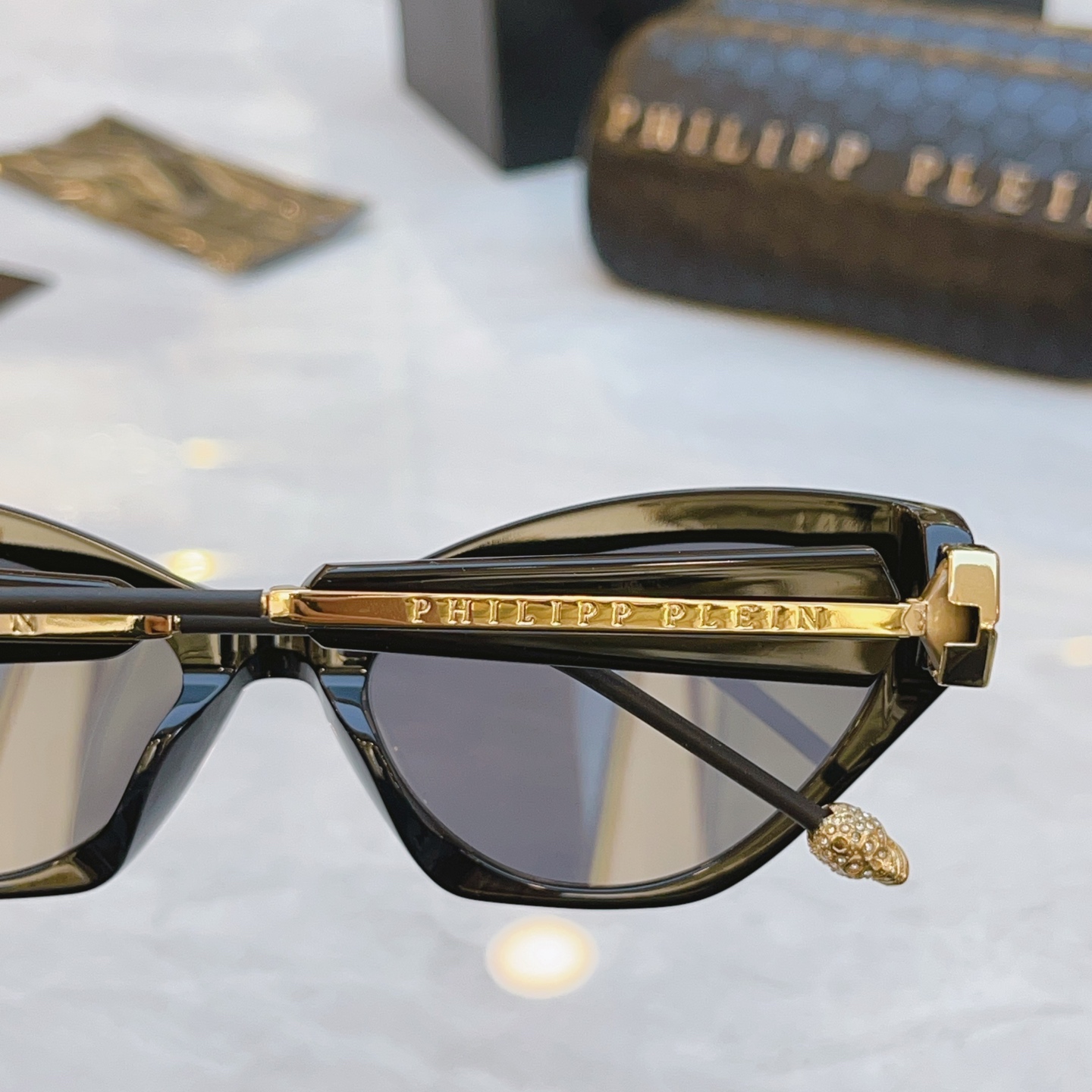 ，【PhiliPP Plei*】新款太阳镜，
Mod：VPS，Size：55口18-140