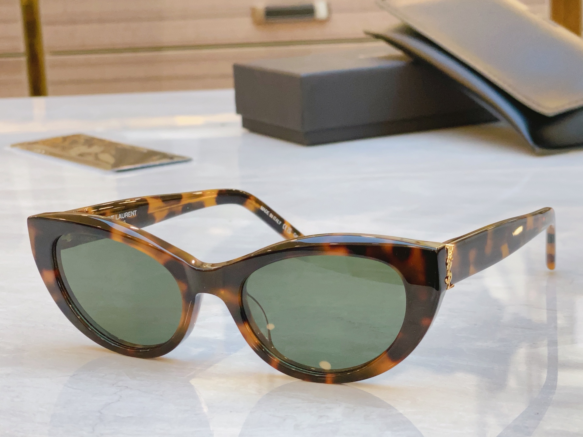 ，【SAINT LAUREN*】圣罗*兰新款眼镜架。MODEL：SL M115，SIZE：53口19-1