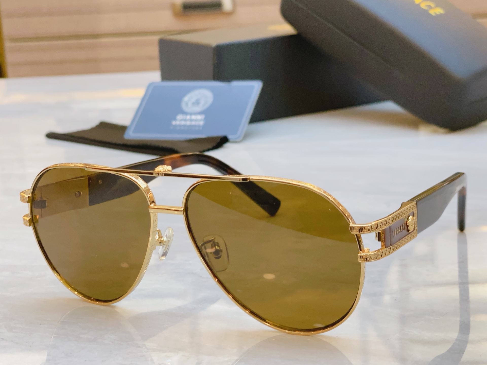 ，【VERSAC*】范思*哲新款太阳镜，MODEL：VE 5699，SIZE：62口13-145