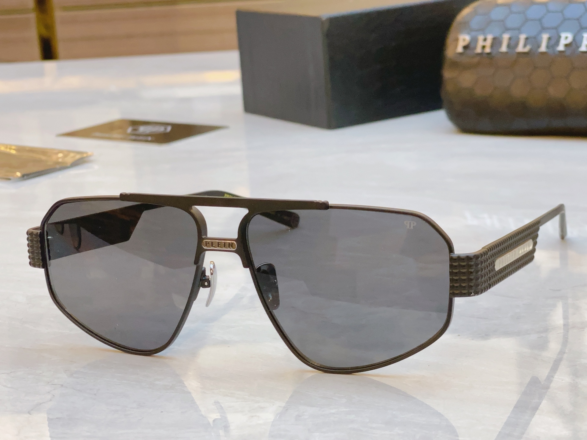 ，【PhiliPP Plei*】新款太阳镜，
Mod：SPM，Size：60口13-145