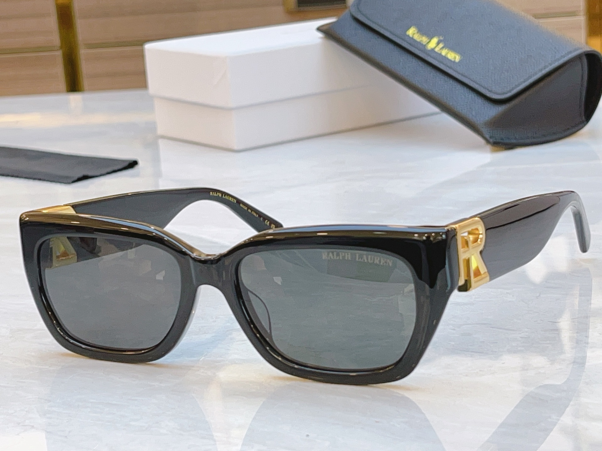 Ralph Lauren RL8222 Sunglasses, 55mm Lens, Stylish Eye Protection 4 i1749124530183 6934 0 2