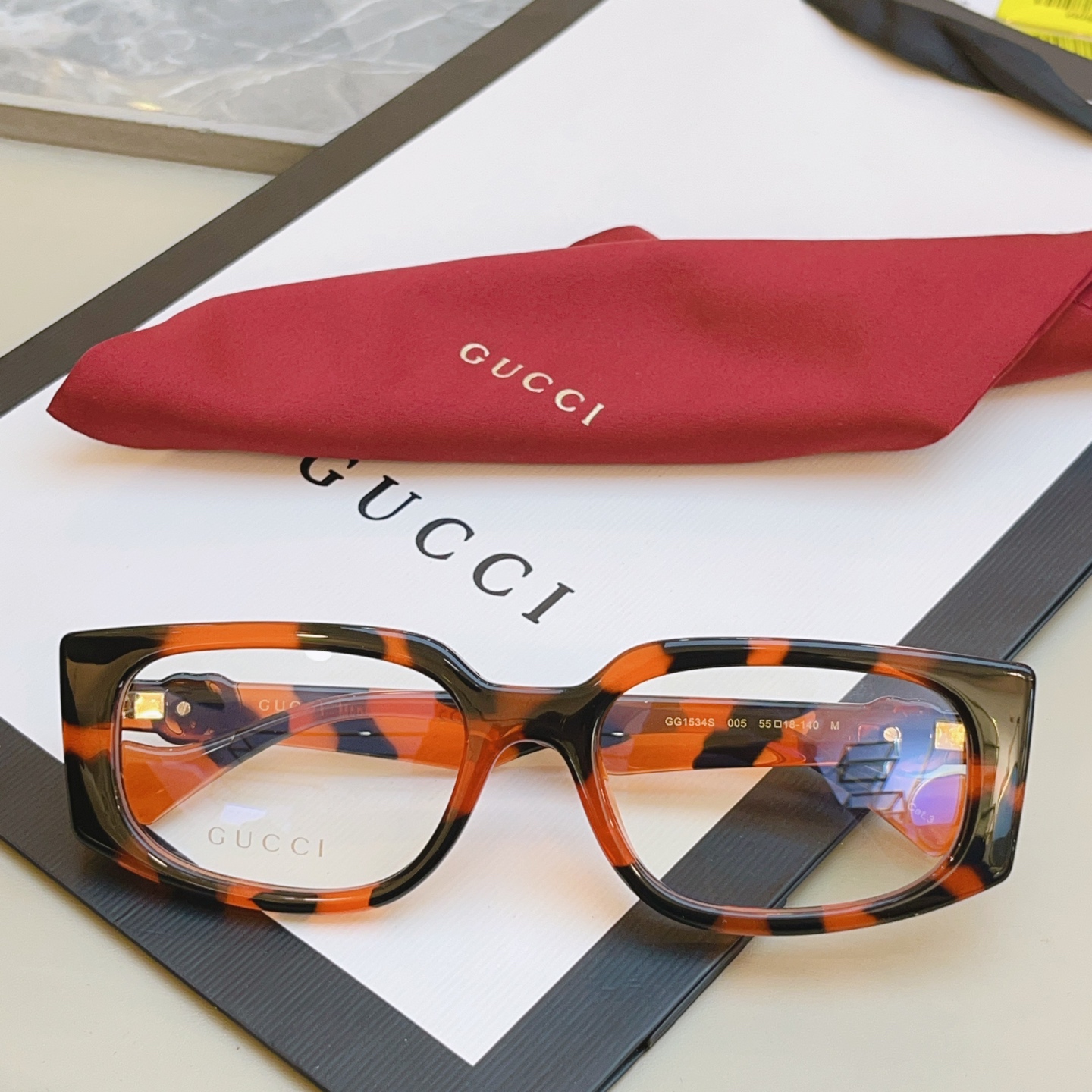 ，【GUCC*】古*驰新款眼镜架，MODEL：GG1534 ，SIZE：55口18-140