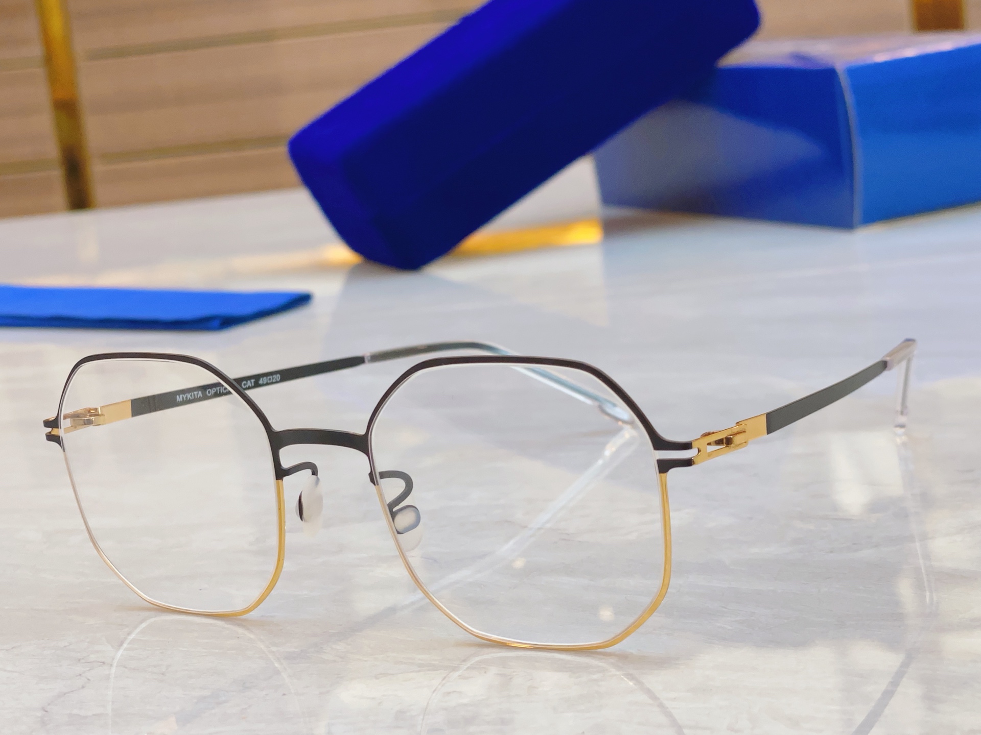 NO:359026,,【MYKlT*】Miji*Ta new optical lens, German screwless frame glasses Model: PATENTED, Size: 49-mouth 20-glasses sunglasses, glasses19860909,【MYKlT*】米吉*它新款光学镜,德国无螺丝框架眼镜 Model: PATENTED,Size:49口20-眼镜墨镜太阳镜,眼镜,glasses