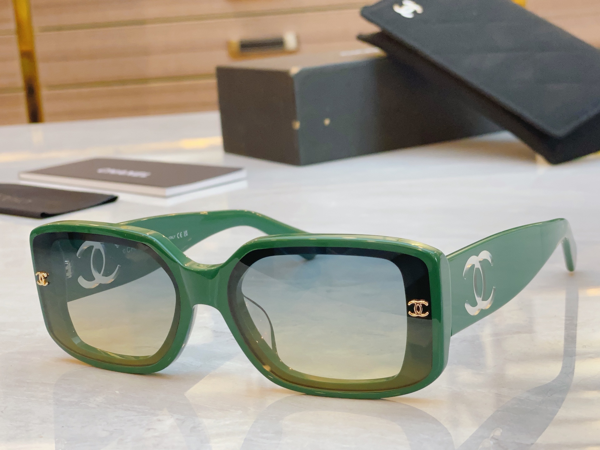 ，【CHANE*】香奈儿新款太阳镜🕶️🕶️，MODEL：CH6313，SIZE：61口17-145
