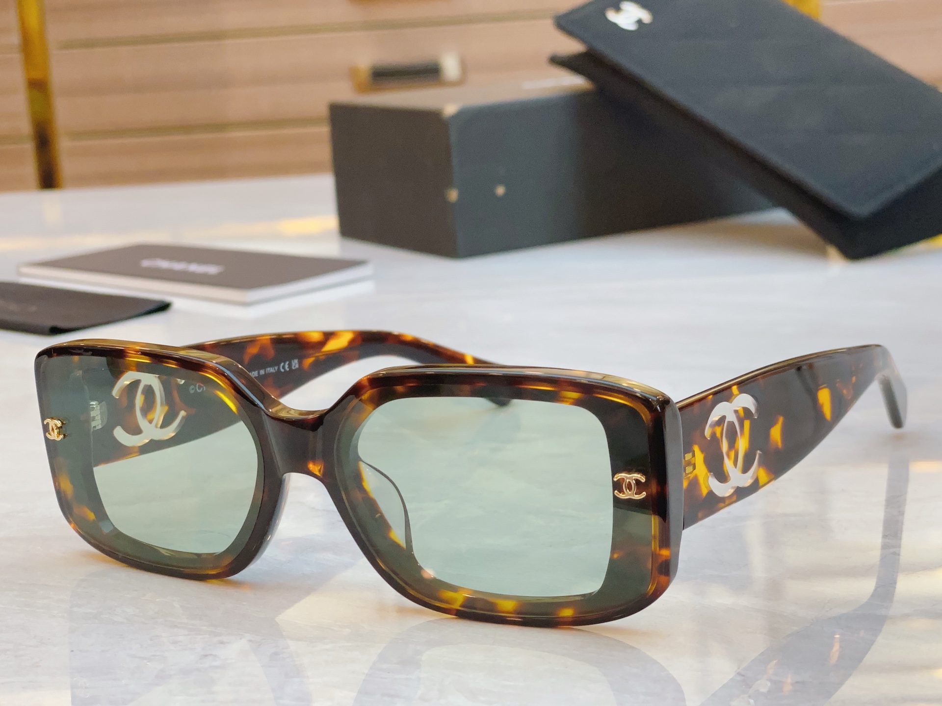 ，【CHANE*】香奈儿新款太阳镜🕶️🕶️，MODEL：CH6313，SIZE：61口17-145