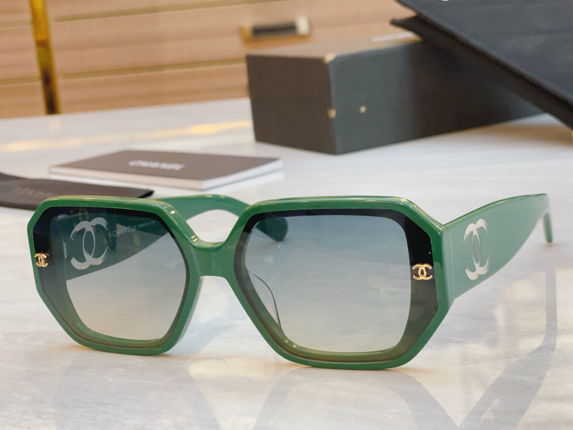 ，【CHANE*】香奈儿新款太阳镜🕶️🕶️，MODEL：CH6311，SIZE：61口16-145