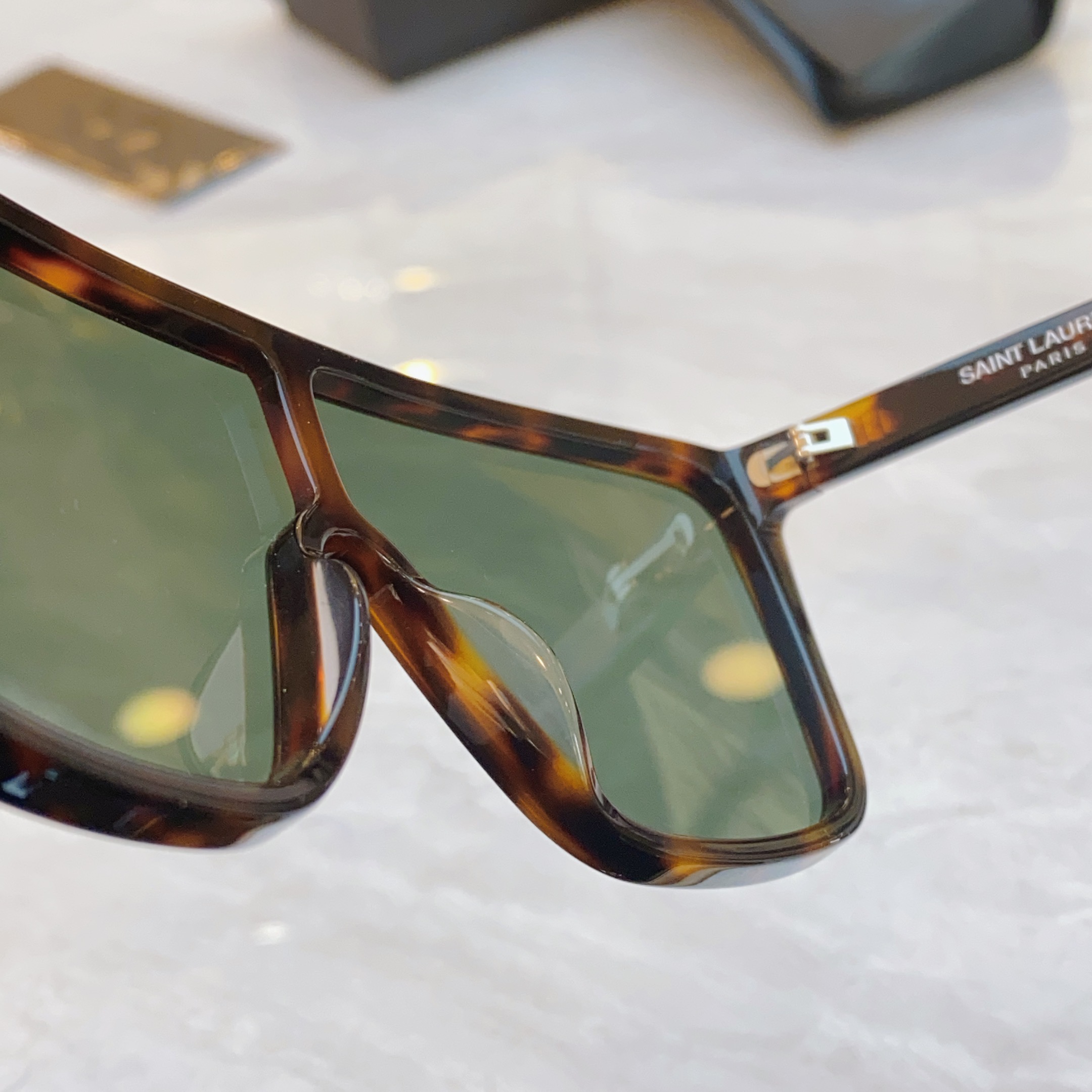 ，【SAINT LAUREN*】圣罗*兰新款眼镜架。MODEL：SL 364，SIZE：99口1-145