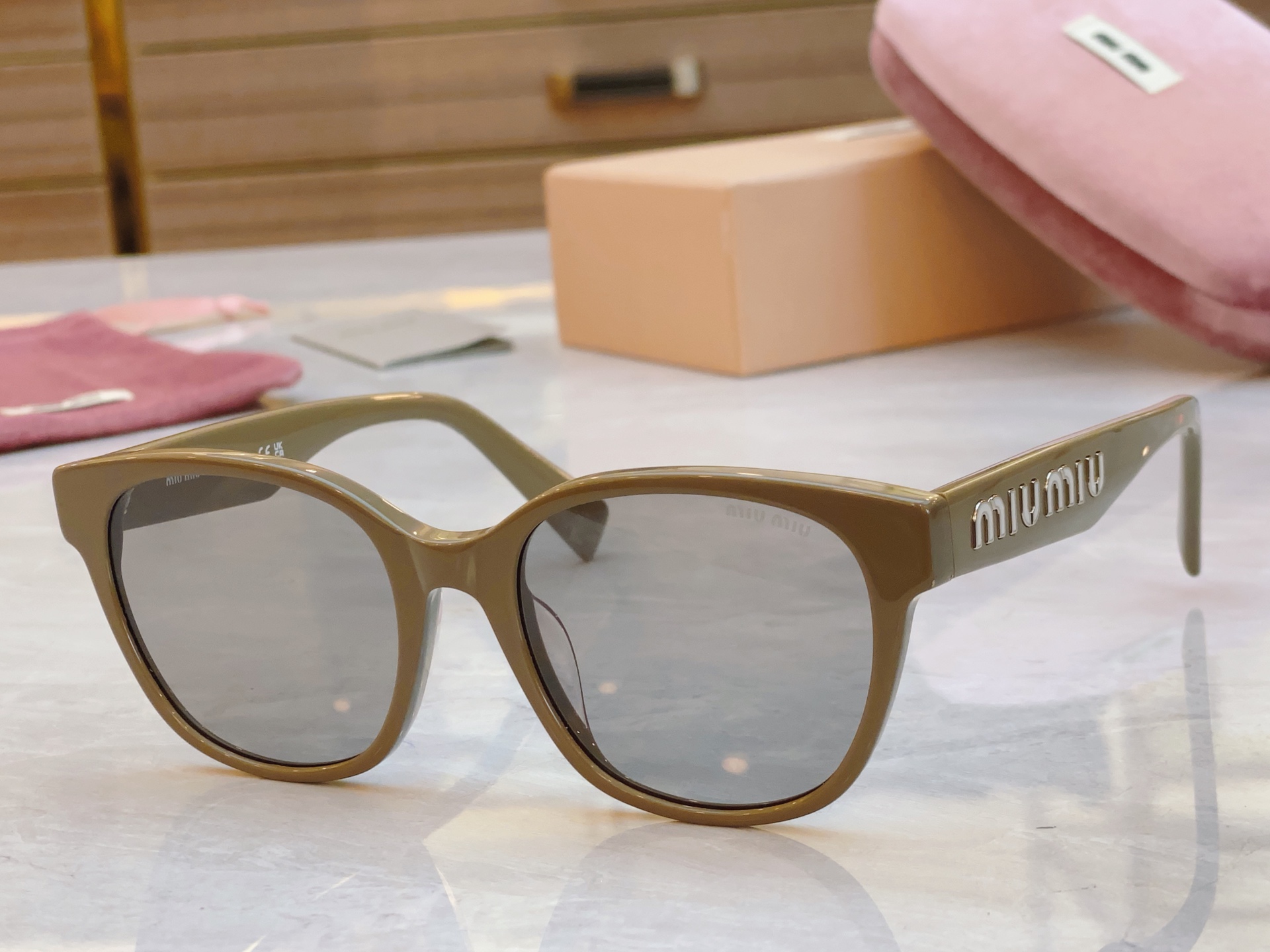 ，【MIUMI*】缪*缪新款眼镜架，Mod：SMU 087Z，SIZE53口20-135