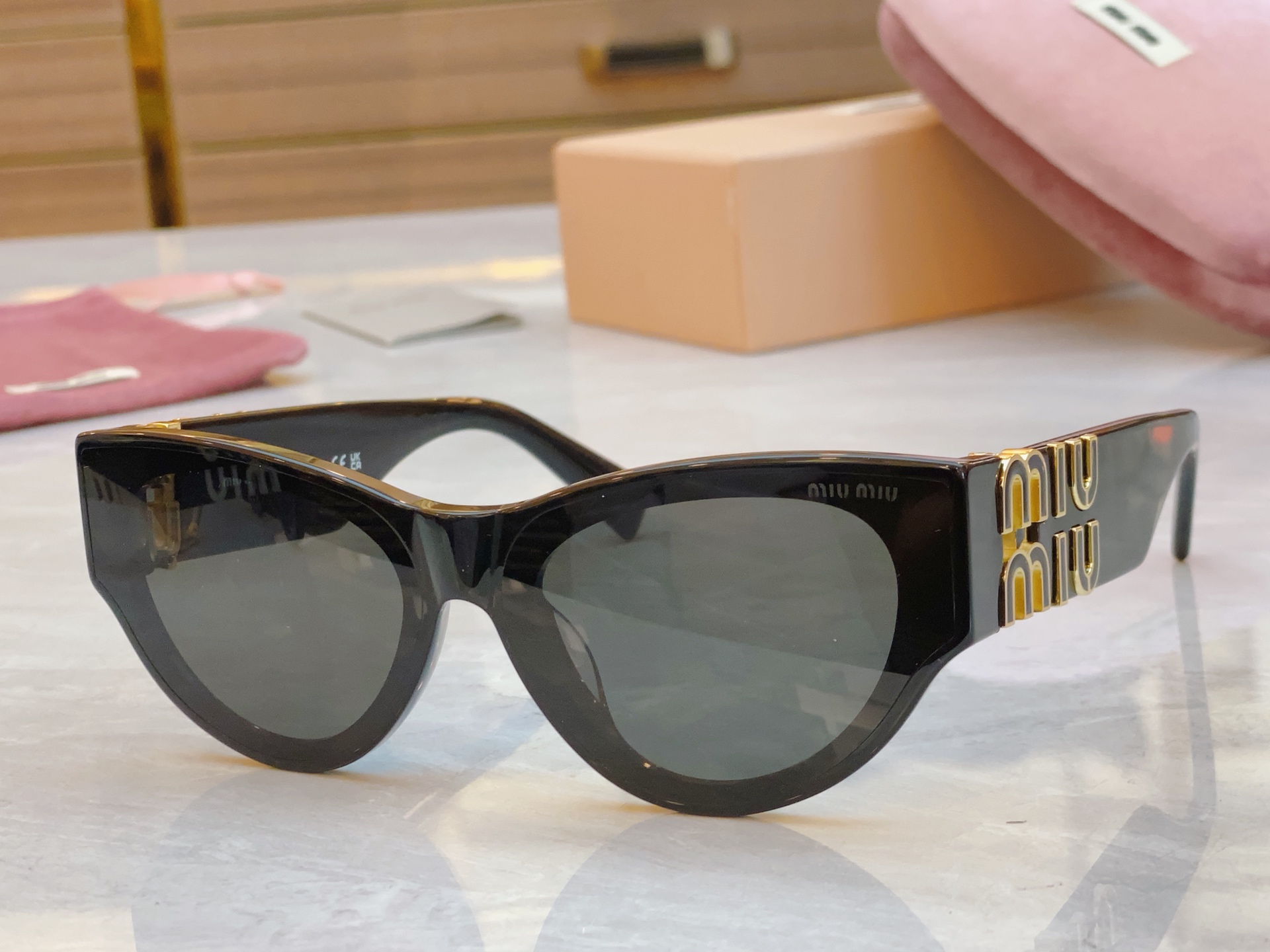 ，【MIUMI*】缪*缪新款眼镜架，Mod：SMU 082Z，SIZE52口21-135