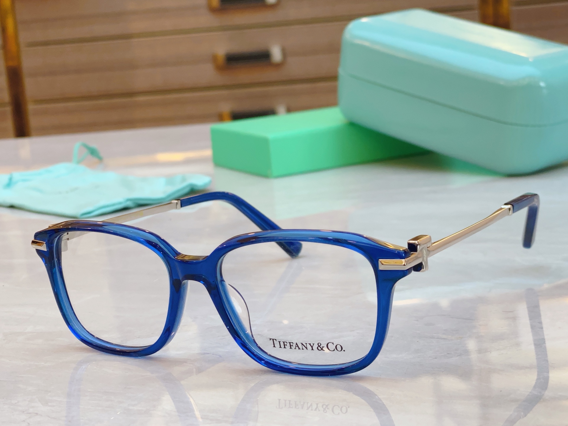 ，【Tiffany & Co.】蒂芙*尼新款眼镜架，Mod：TF2253D，Size：54口17-140