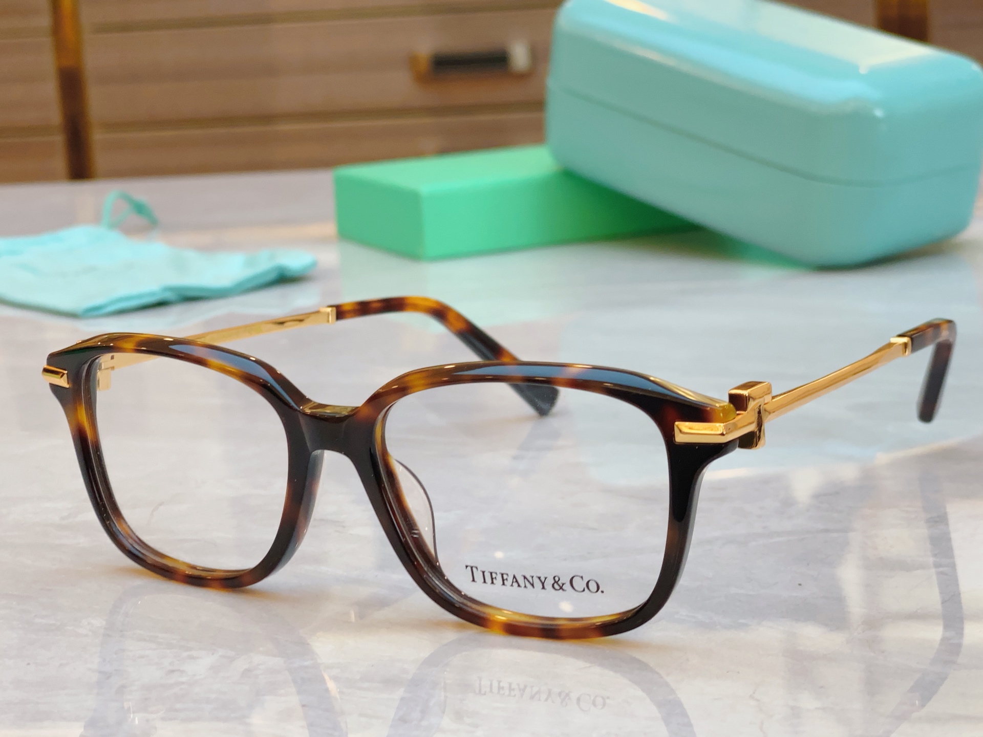 ，【Tiffany & Co.】蒂芙*尼新款眼镜架，Mod：TF2253D，Size：54口17-140
