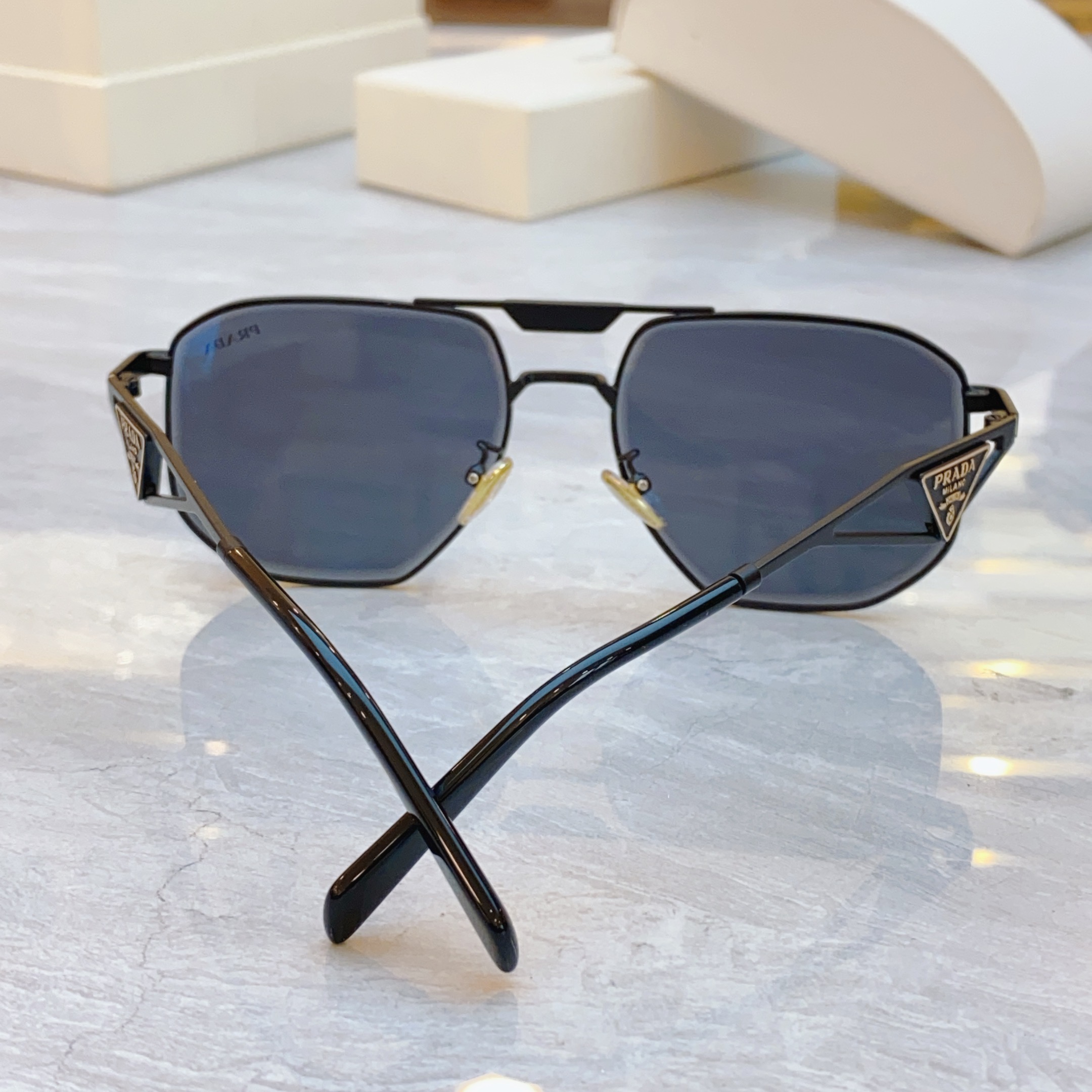 ，【PRAD*】普拉*达新款太阳镜，MODEL：SPR 112W，SIZE：59口18-145