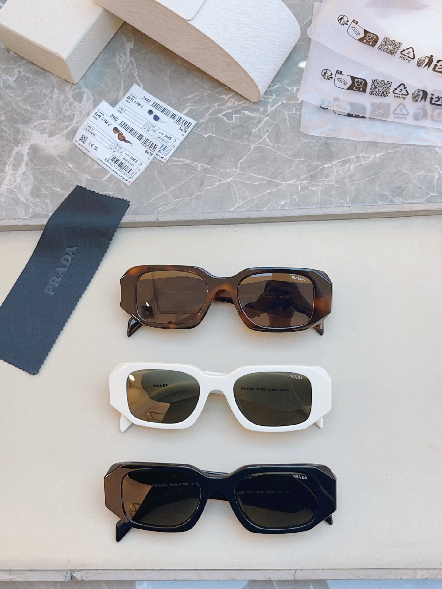 ，【PRAD*】普拉*达 SPR 17W-F 万众瞩目的顶级货~前后经历了足足几个月的摸索打版 总算不负