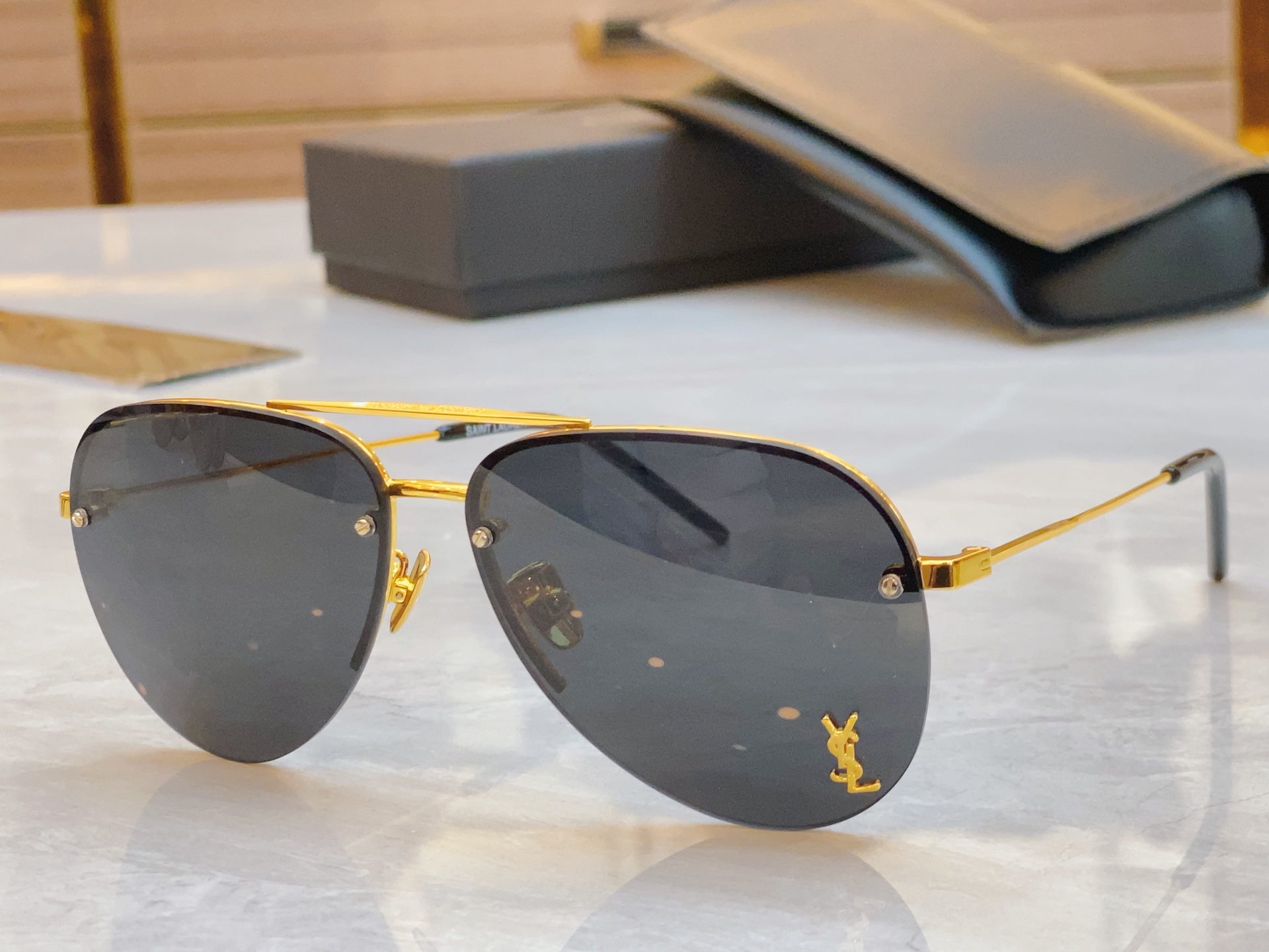 ，【SAINT LAUREN*】圣罗*兰新款眼镜架。MODEL：CLASSIC11M，SIZE：59口2