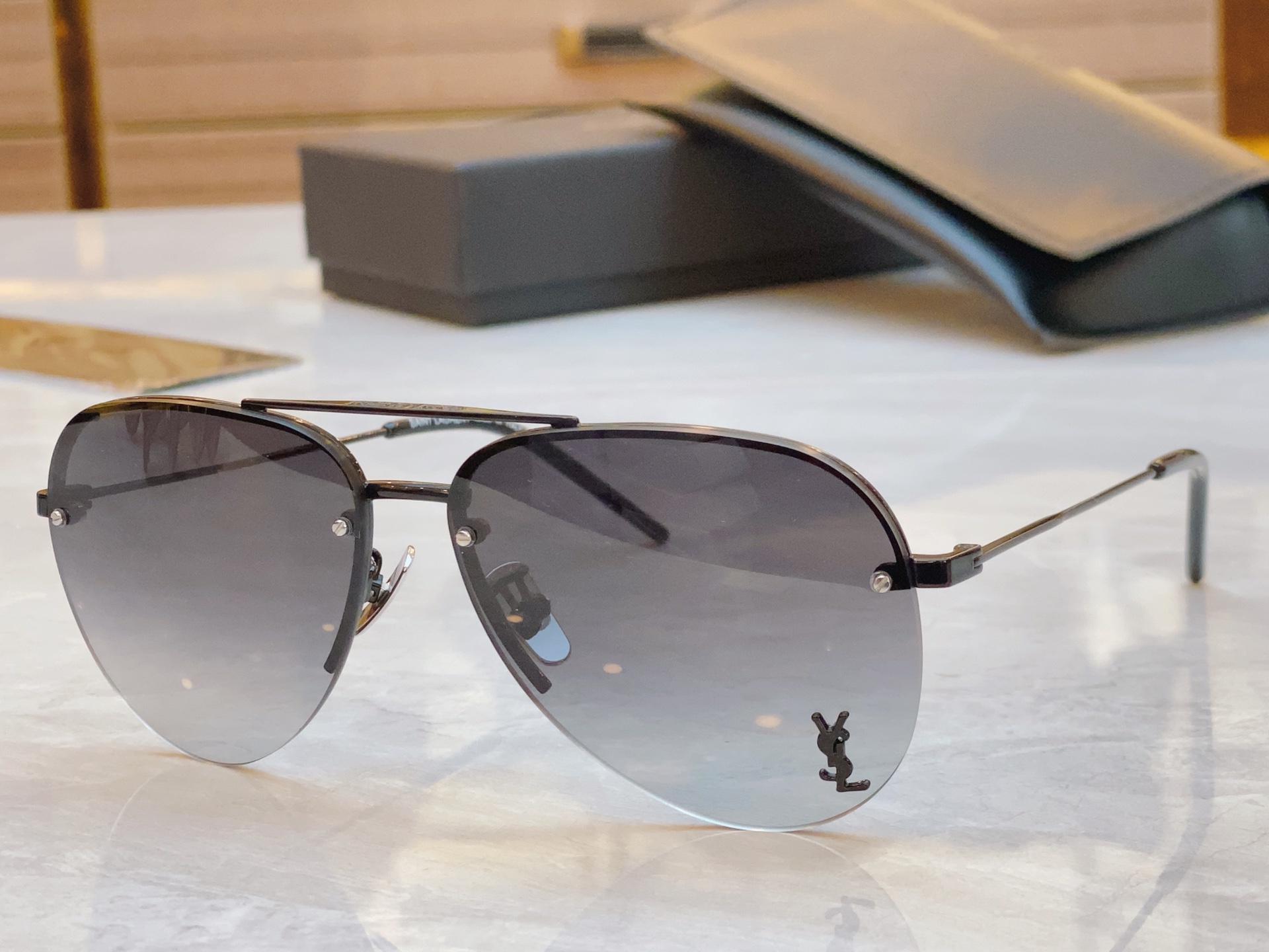 ，【SAINT LAUREN*】圣罗*兰新款眼镜架。MODEL：CLASSIC11M，SIZE：59口2