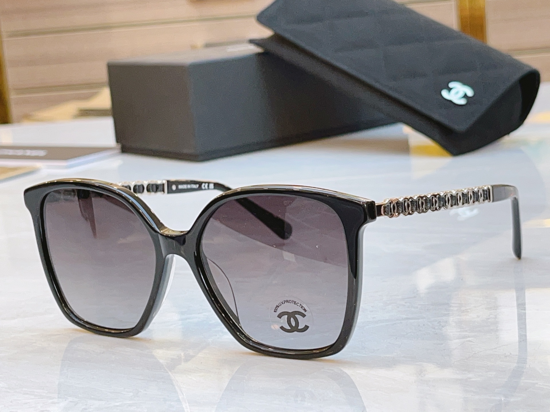 ，【CHANE*】香奈儿新款太阳镜🕶️🕶️，MODEL：CH5545，SIZE：54口18-145