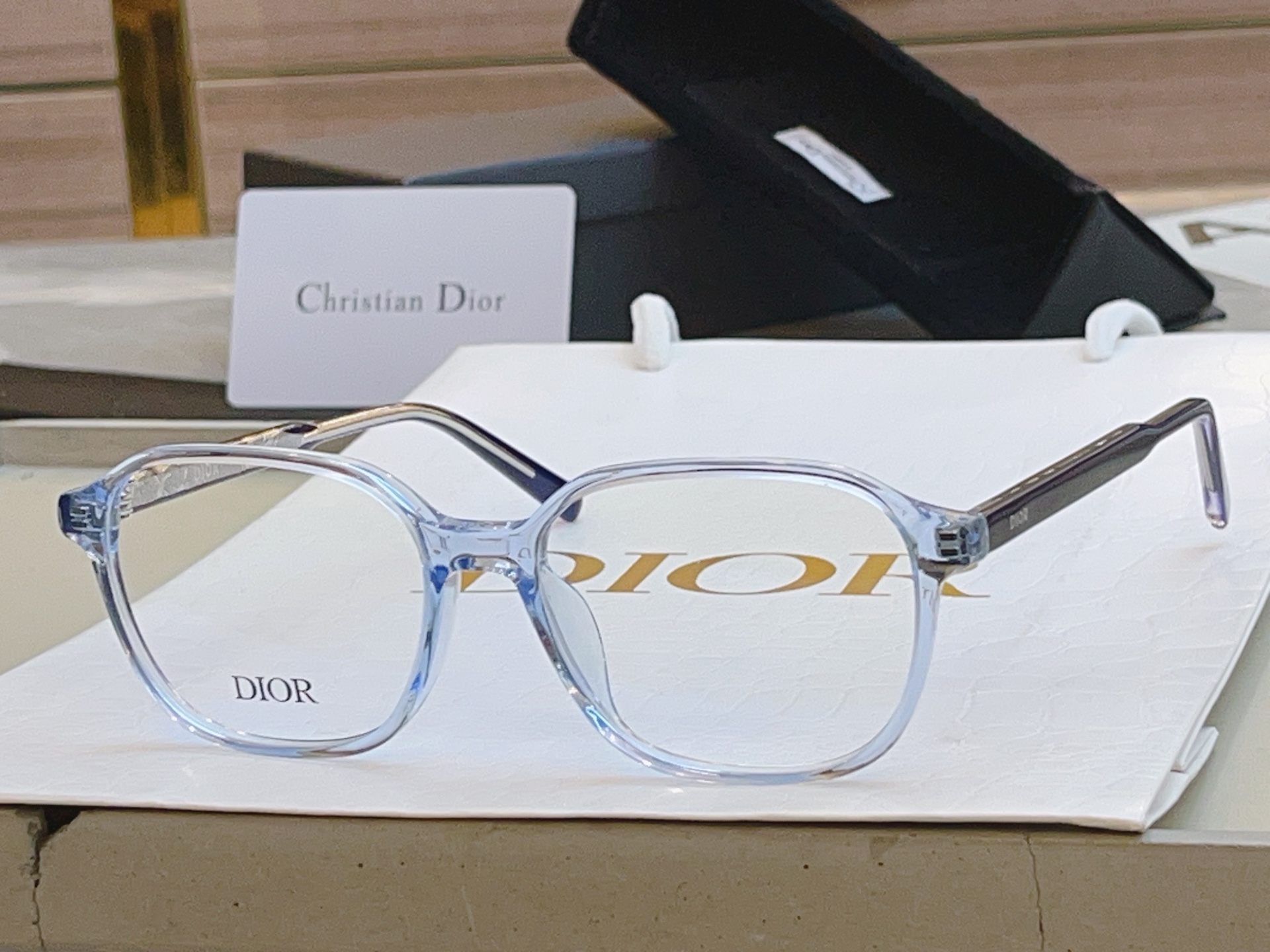 ，【Dio*】迪*奥新款光学架，
Mod：InDior O S3I，Size：53口16-145