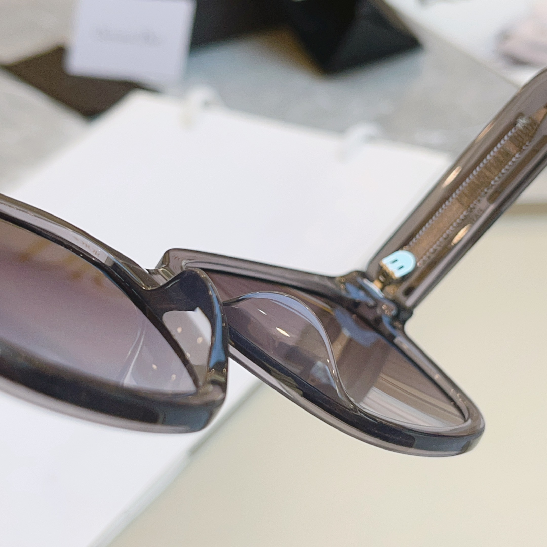 ，【DIO*】迪*奥新款太阳镜🕶️，高版本✨MODEL：Dior Signature S7F，SIZE：