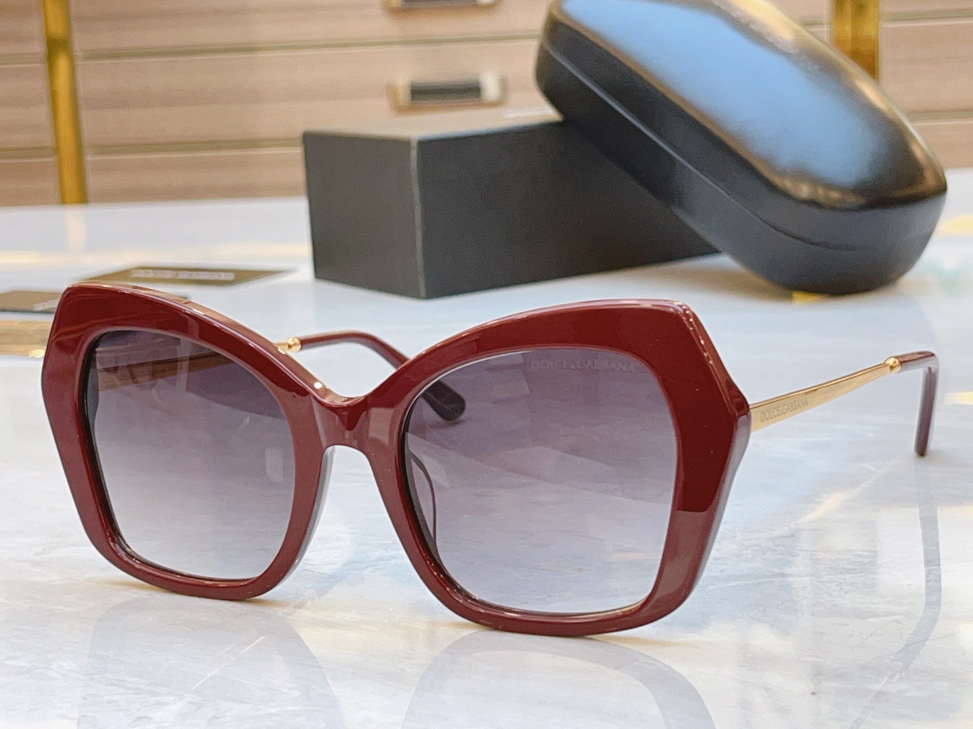 ，【DOLCE & GABBAN*】D*G新款太阳镜，MODEL：DG4399，SIZE：53口21-1