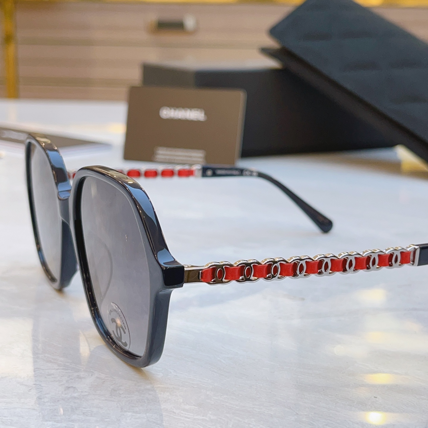 ，【CHANE*】香奈儿新款太阳镜🕶️🕶️，MODEL：CH3489Q，SIZE：55口19-145