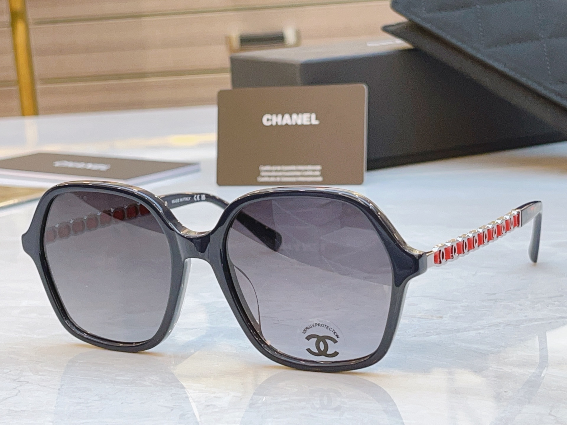，【CHANE*】香奈儿新款太阳镜🕶️🕶️，MODEL：CH3489Q，SIZE：55口19-145