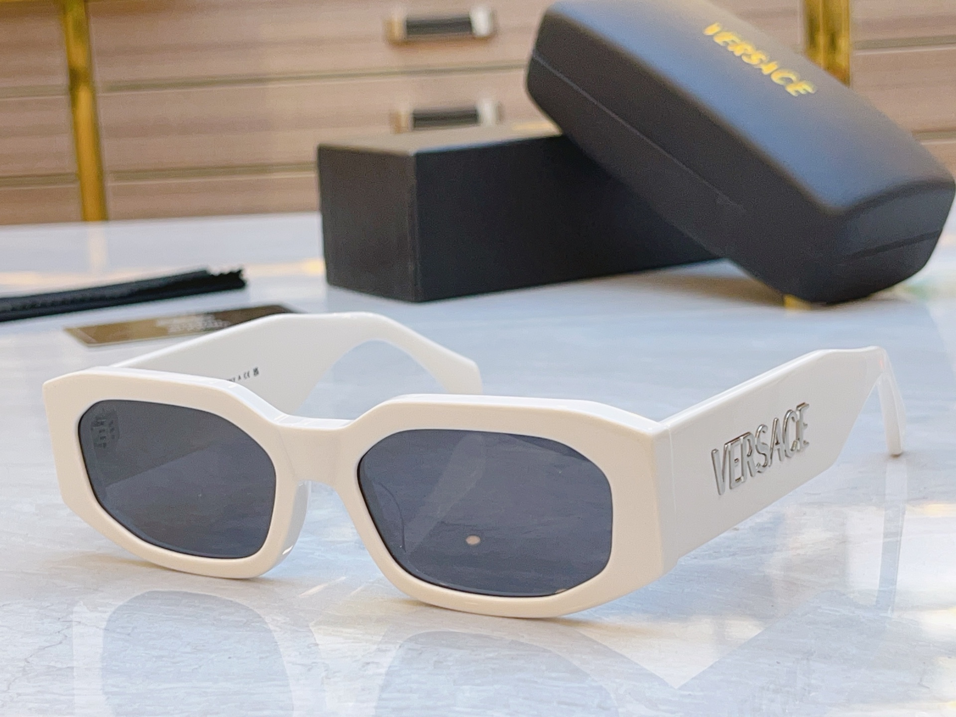 ，【VERSAC*】范思*哲新款太阳镜，MODEL：VE 4489U，SIZE：55口19-145