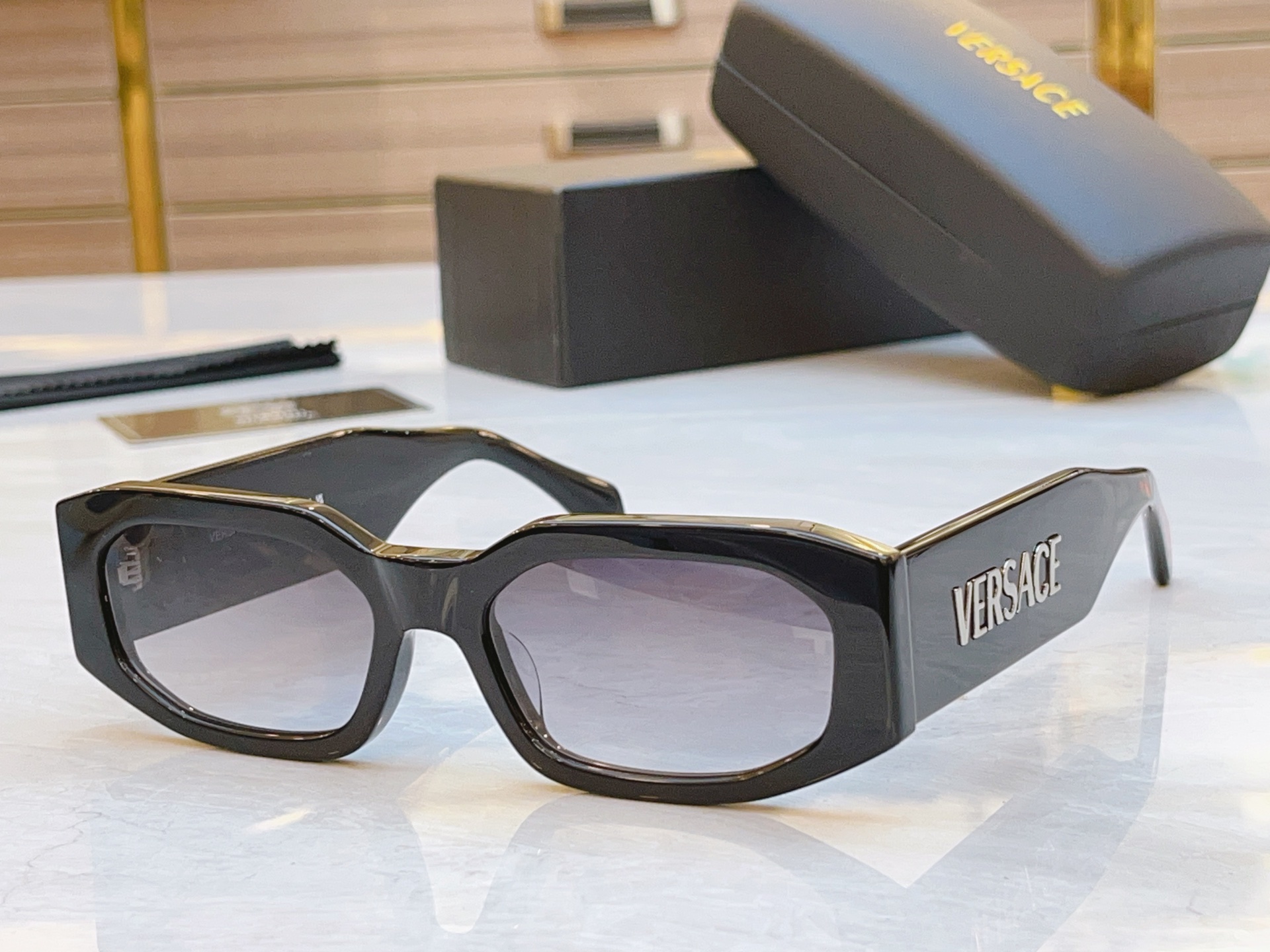 ，【VERSAC*】范思*哲新款太阳镜，MODEL：VE 4489U，SIZE：55口19-145