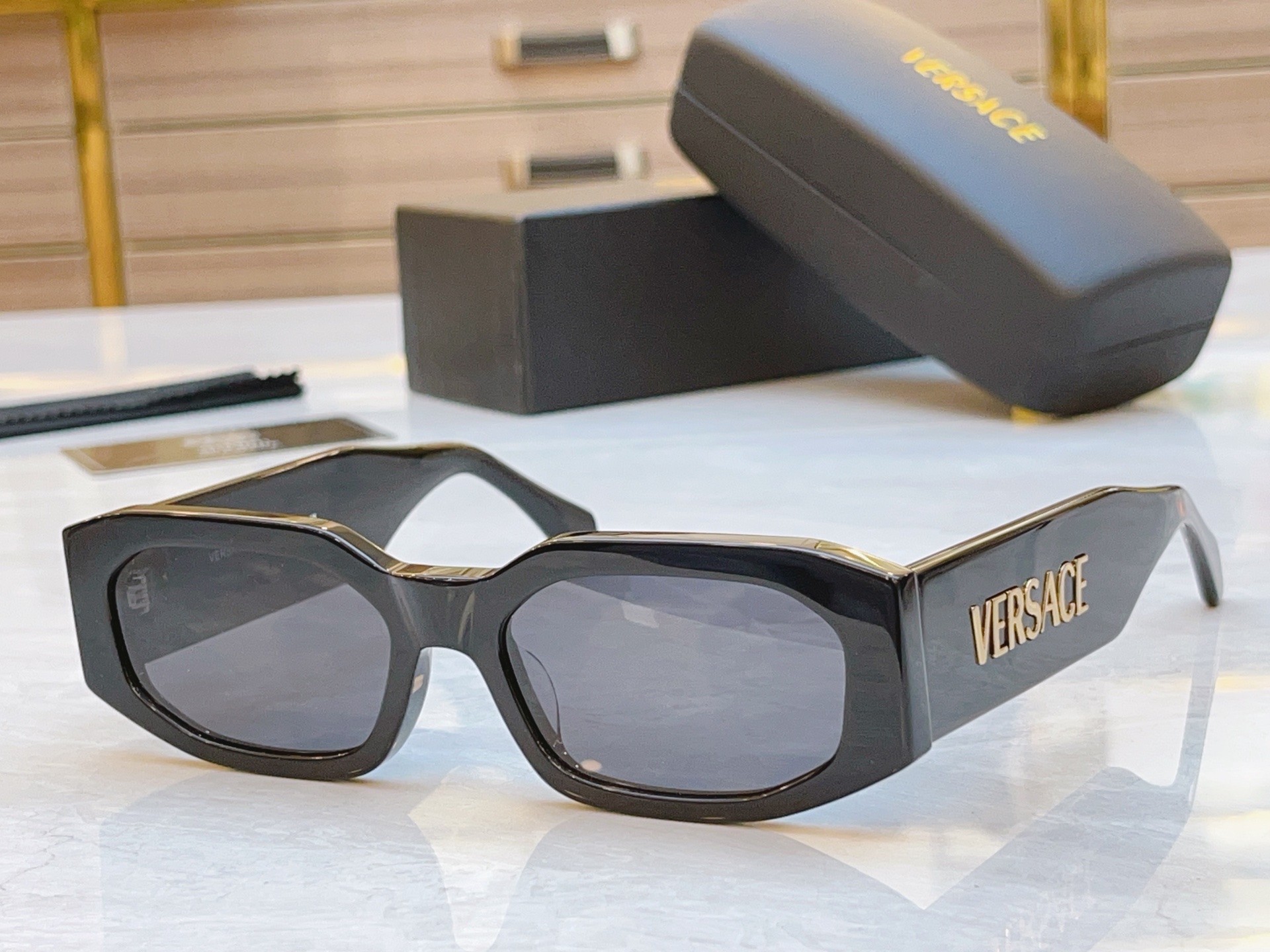 ，【VERSAC*】范思*哲新款太阳镜，MODEL：VE 4489U，SIZE：55口19-145