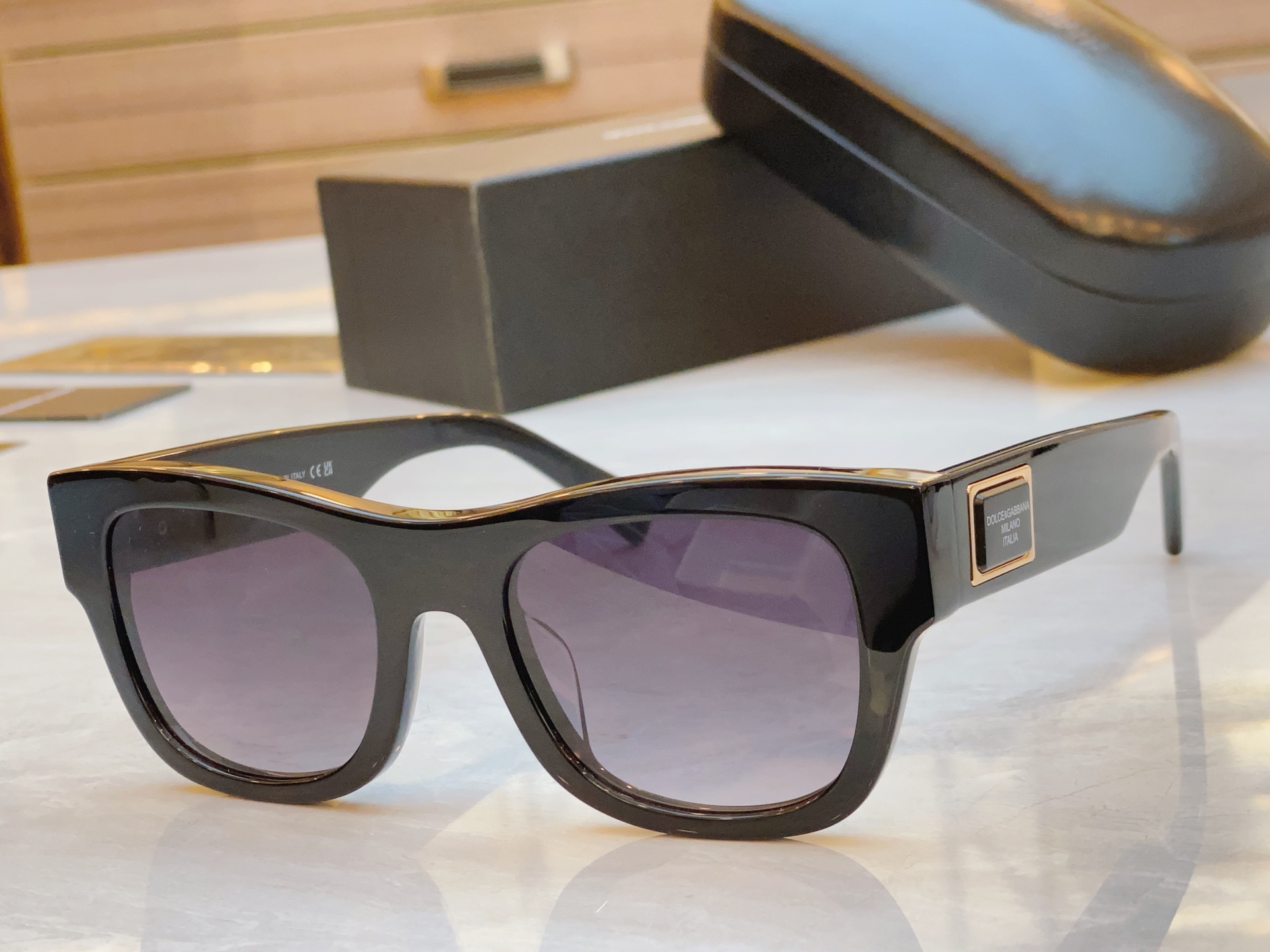，【DOLCE & GABBAN*】D*G新款太阳镜，MODEL：DG4509，SIZE：56口17-1