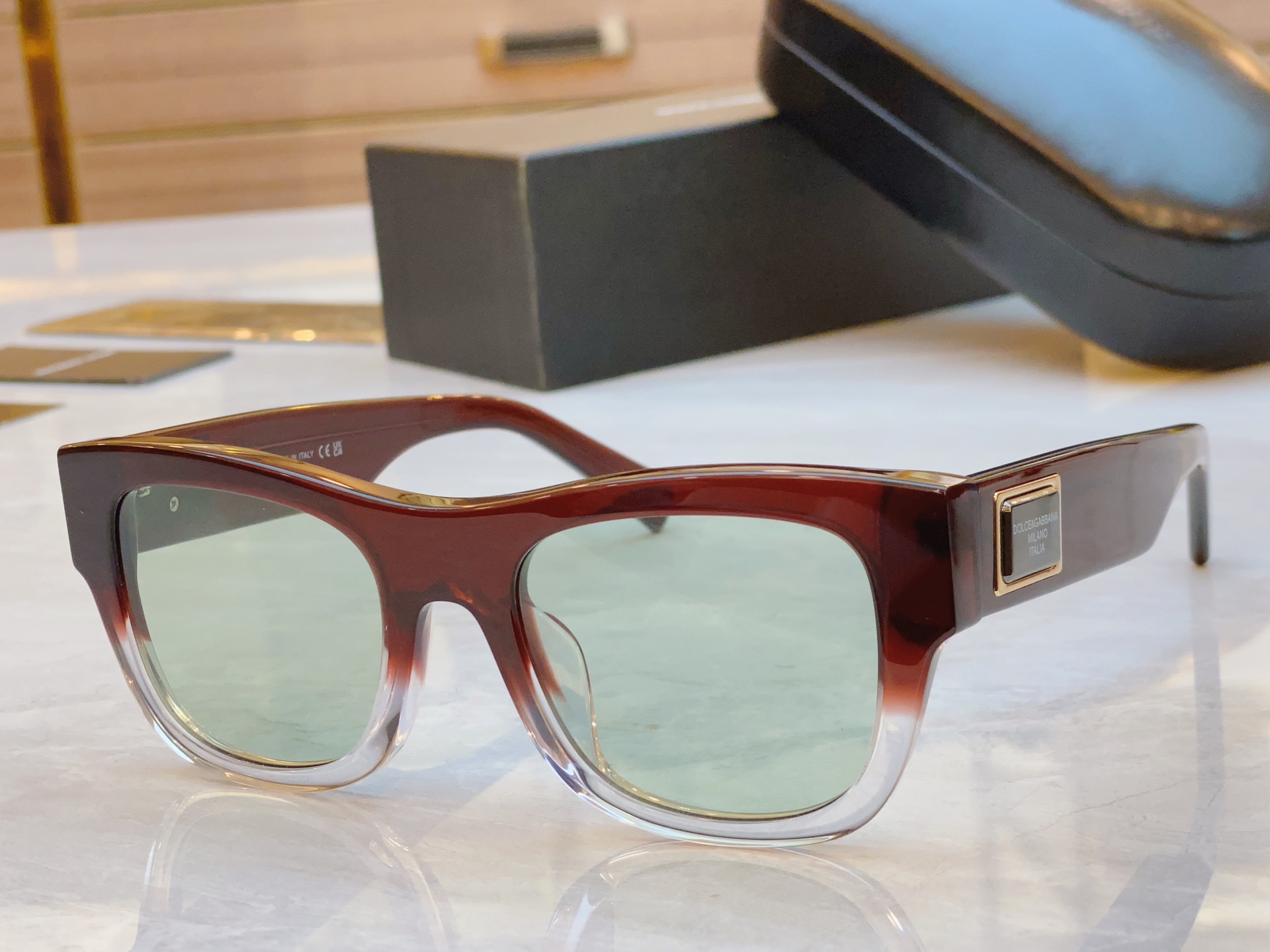 ，【DOLCE & GABBAN*】D*G新款太阳镜，MODEL：DG4509，SIZE：56口17-1