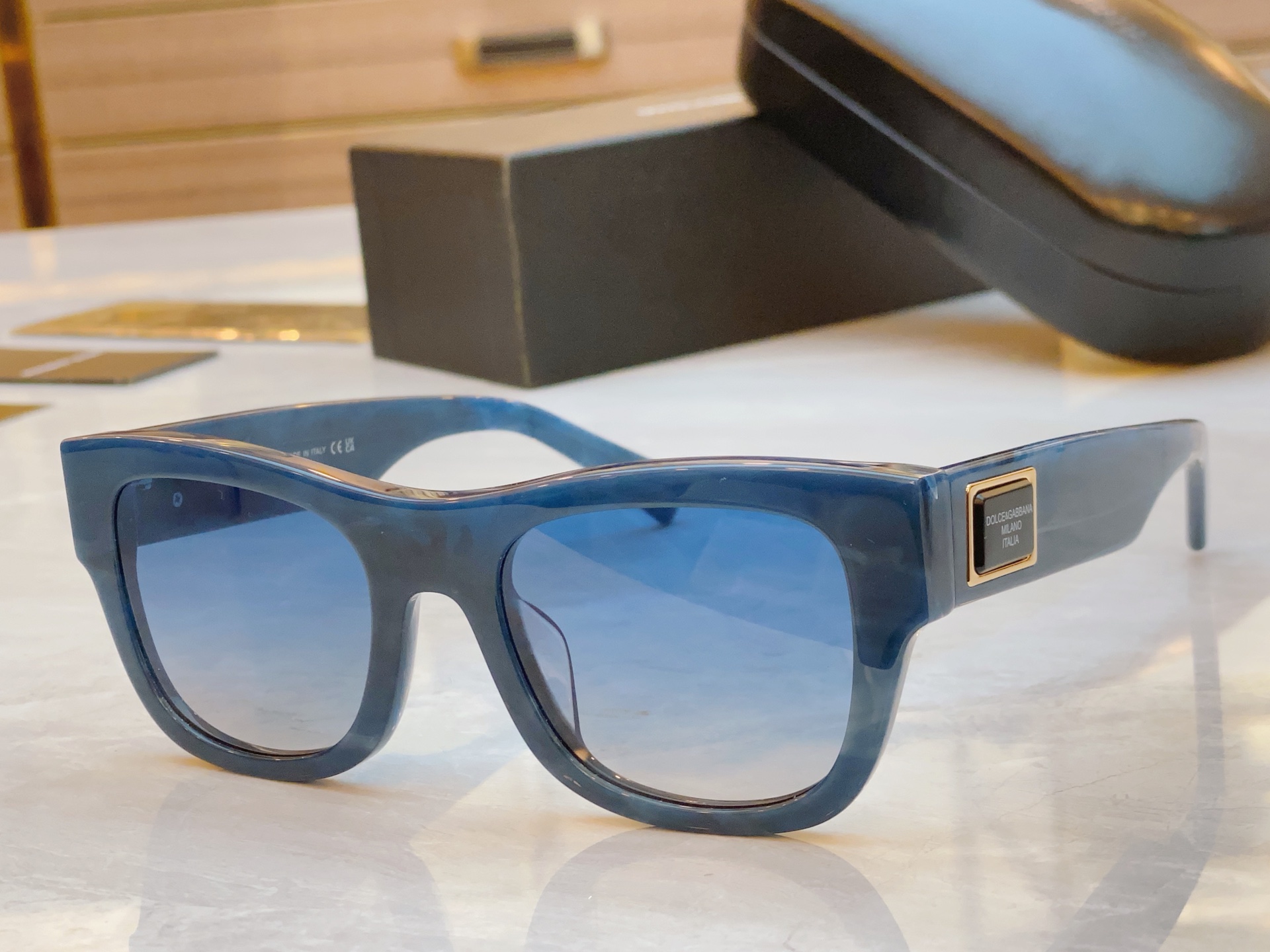 ，【DOLCE & GABBAN*】D*G新款太阳镜，MODEL：DG4509，SIZE：56口17-1