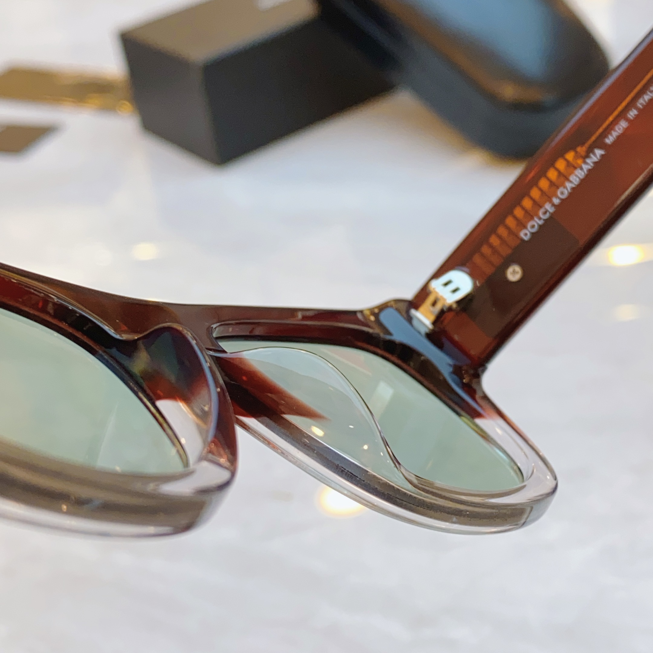 ，【DOLCE & GABBAN*】D*G新款太阳镜，MODEL：DG4509，SIZE：56口17-1