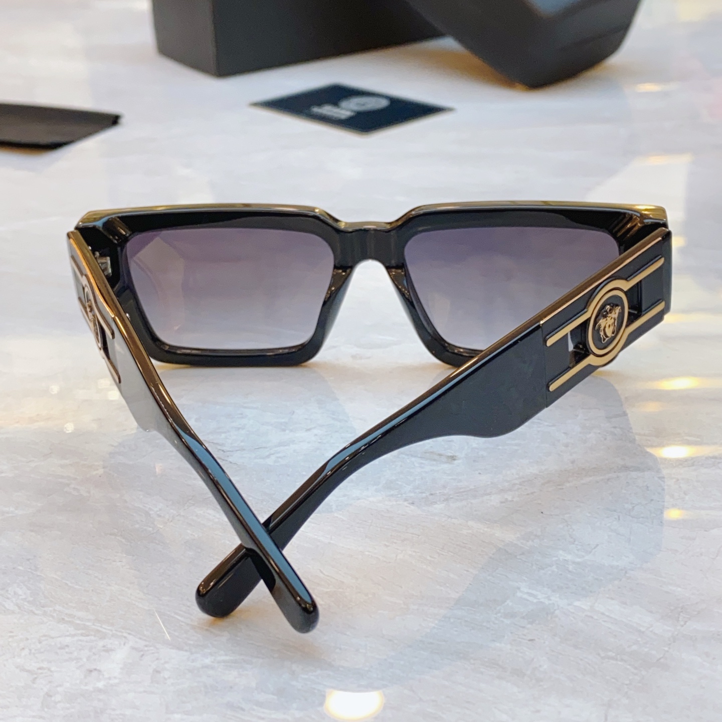 ，【VERSAC*】范思*哲新款太阳镜，MODEL：VE 4459，SIZE：56口17-140