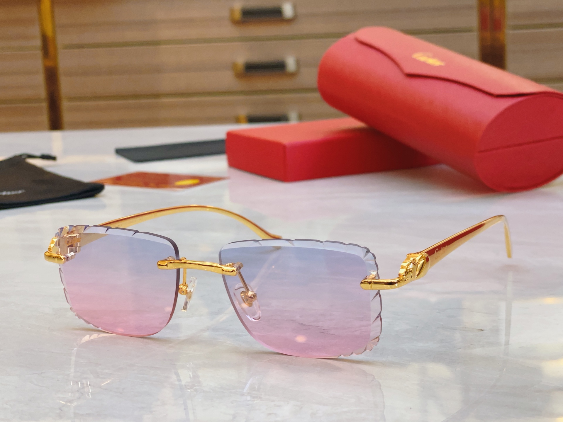 ，【CARTIE*】卡地*亚新款太阳镜，CT6689，size 56口17-130