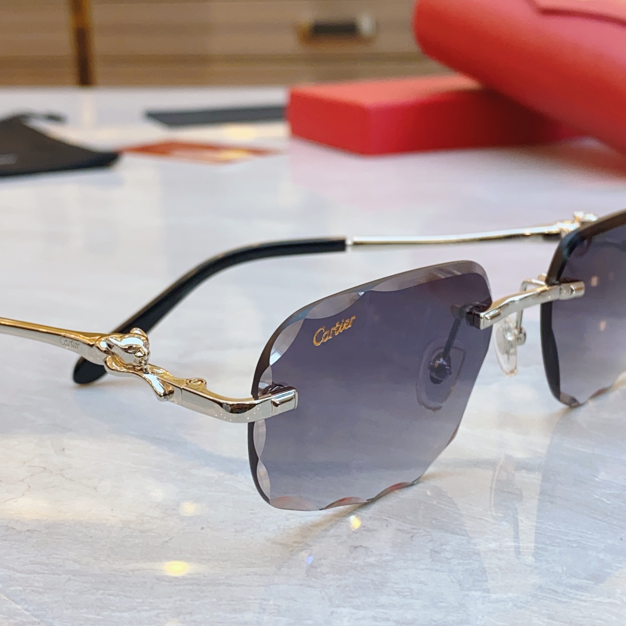 ，【CARTIE*】卡地*亚新款太阳镜，CT3365，size 56口17-135