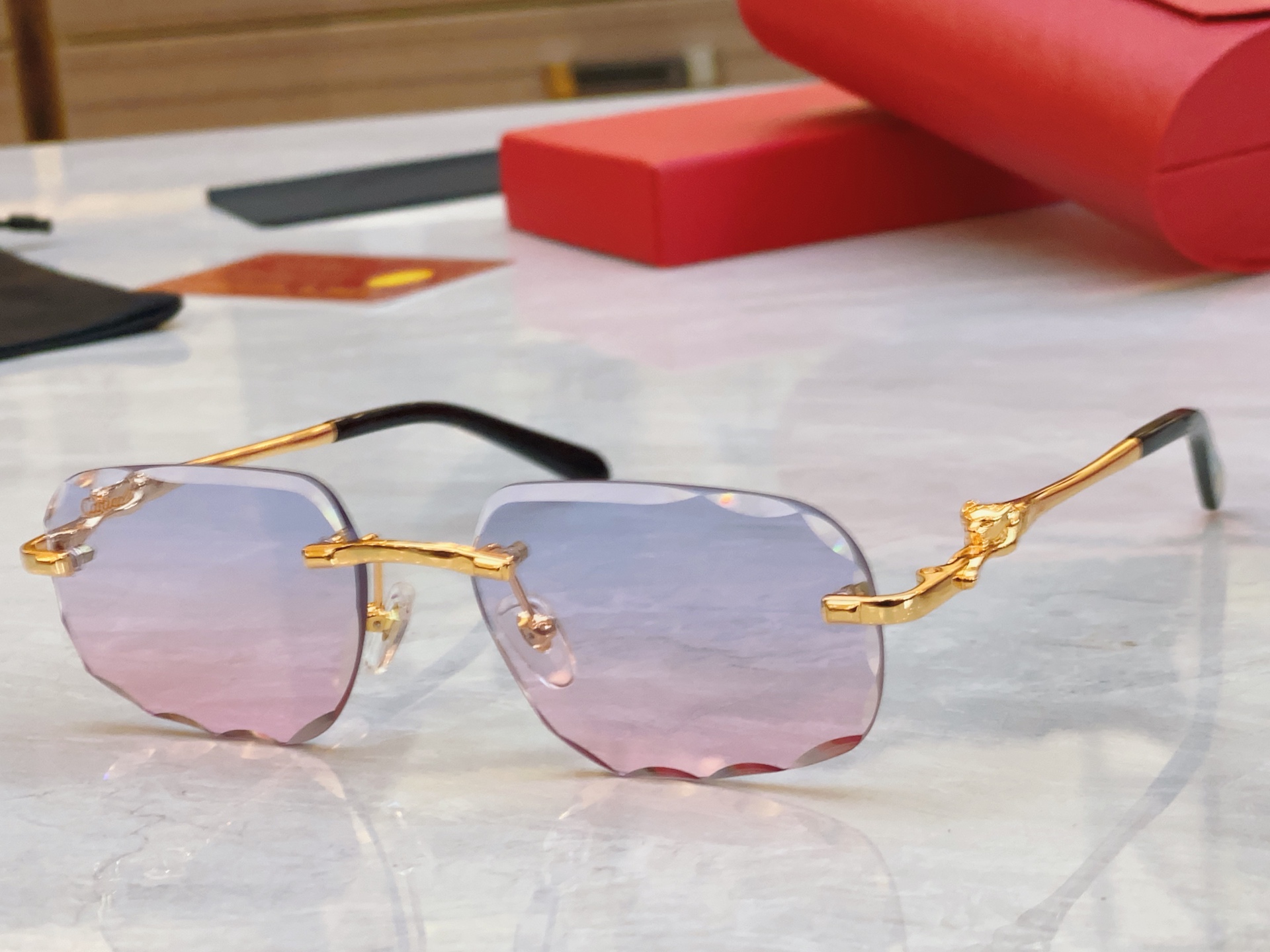 ，【CARTIE*】卡地*亚新款太阳镜，CT3365，size 56口17-135