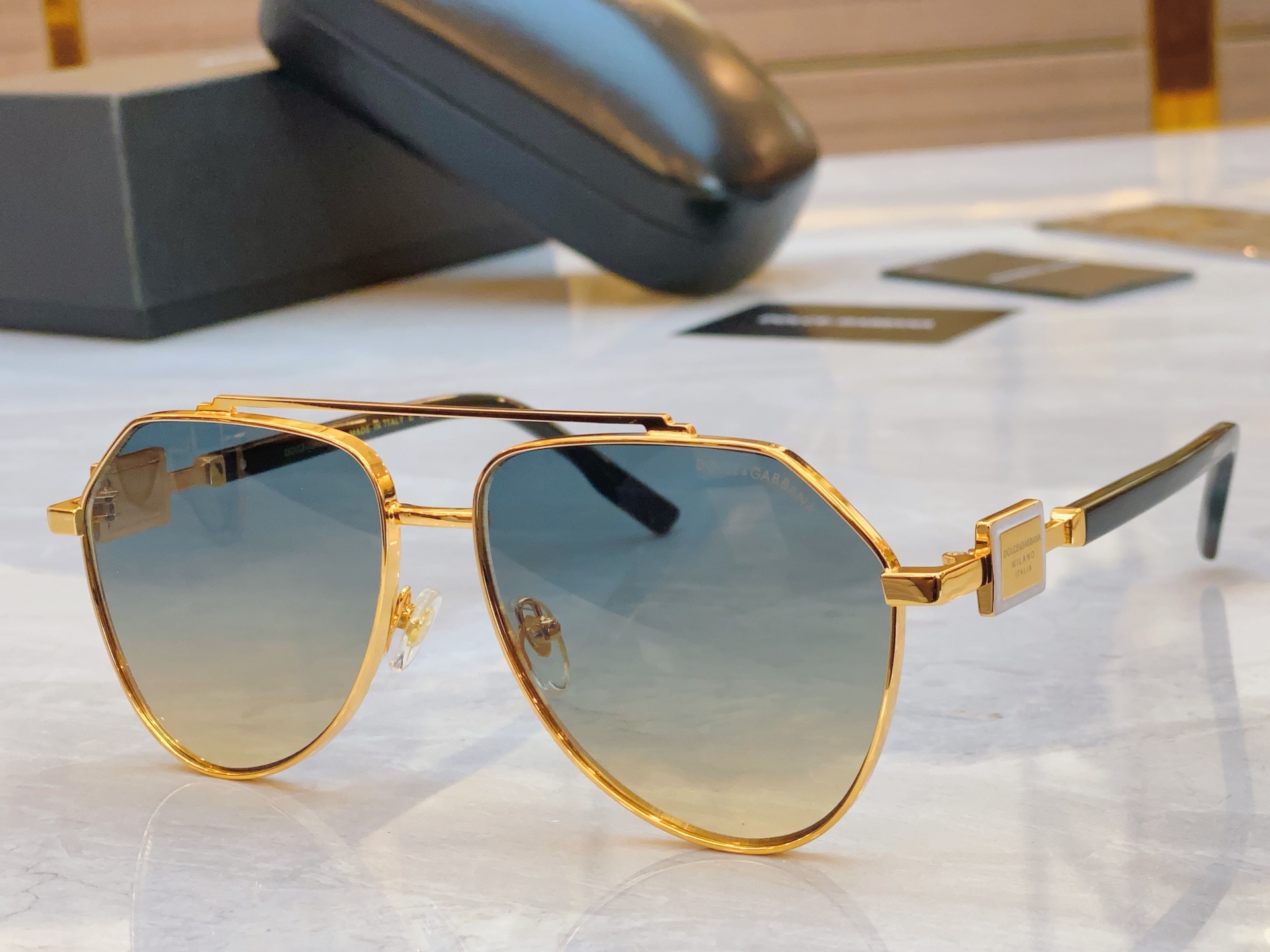 ，【DOLCE & GABBAN*】D*G新款太阳镜，MODEL：DG2315，SIZE：59口15-1