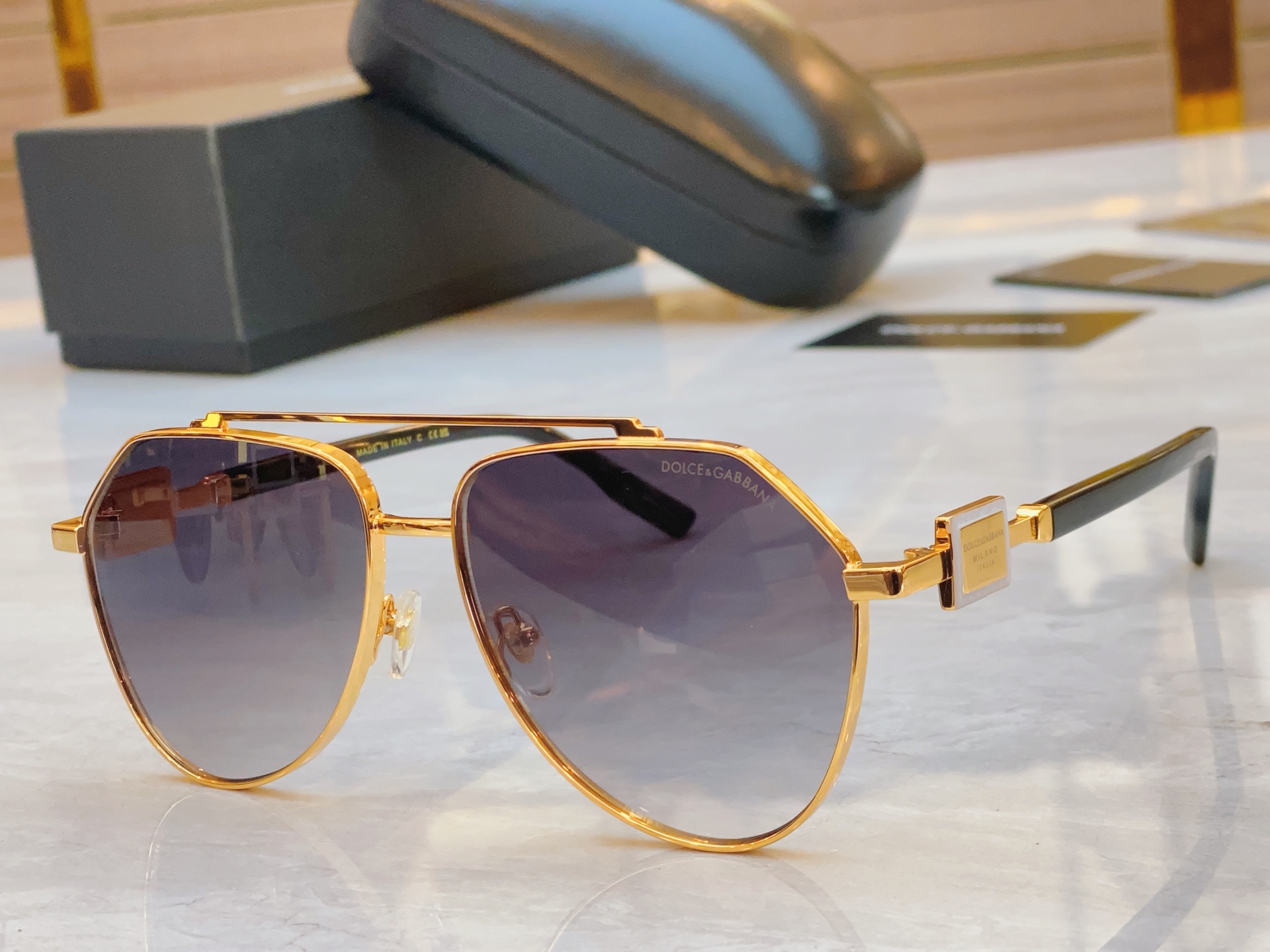 ，【DOLCE & GABBAN*】D*G新款太阳镜，MODEL：DG2315，SIZE：59口15-1