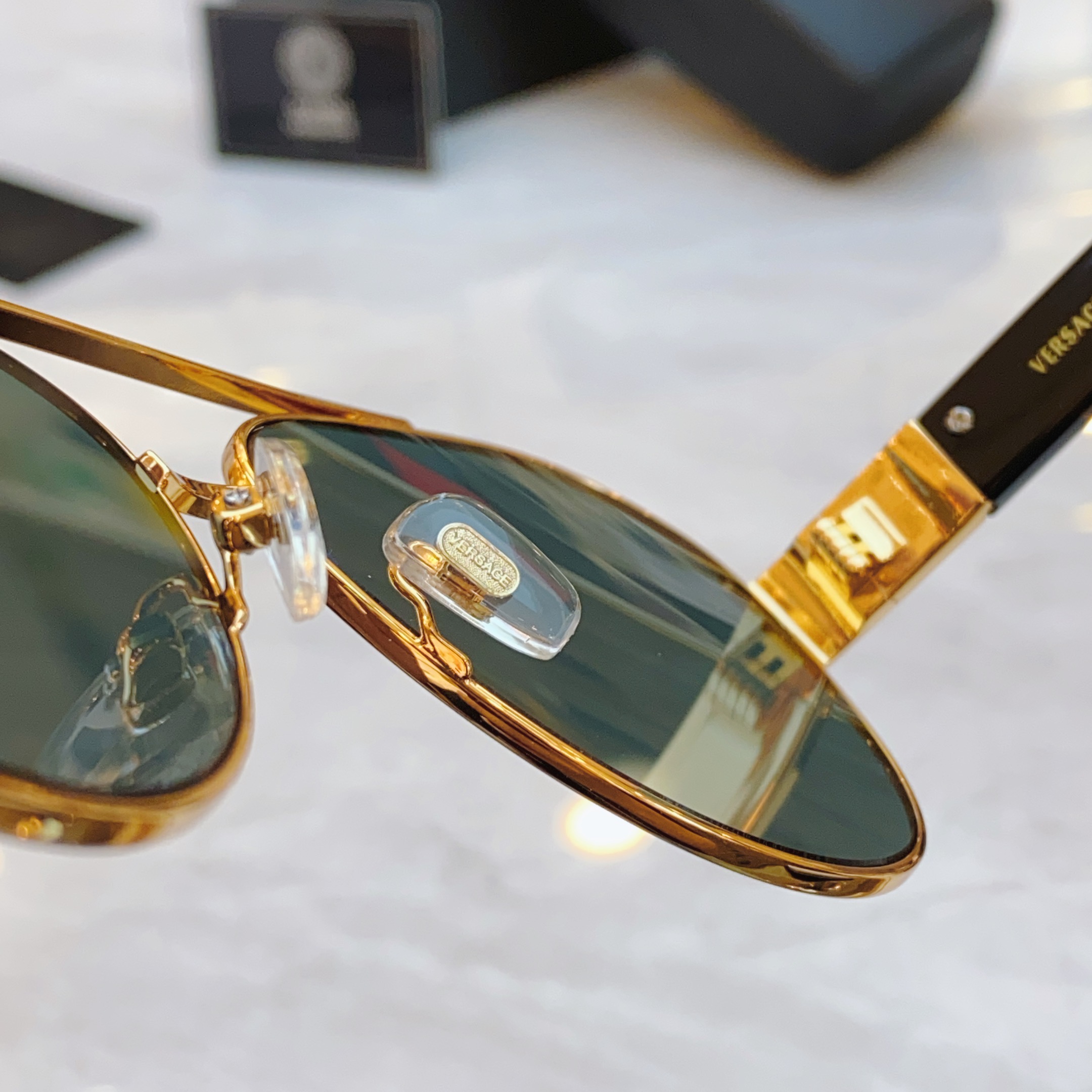 ，【VERSAC*】范思*哲新款太阳镜，MODEL：VE 6769，SIZE：61口13-145