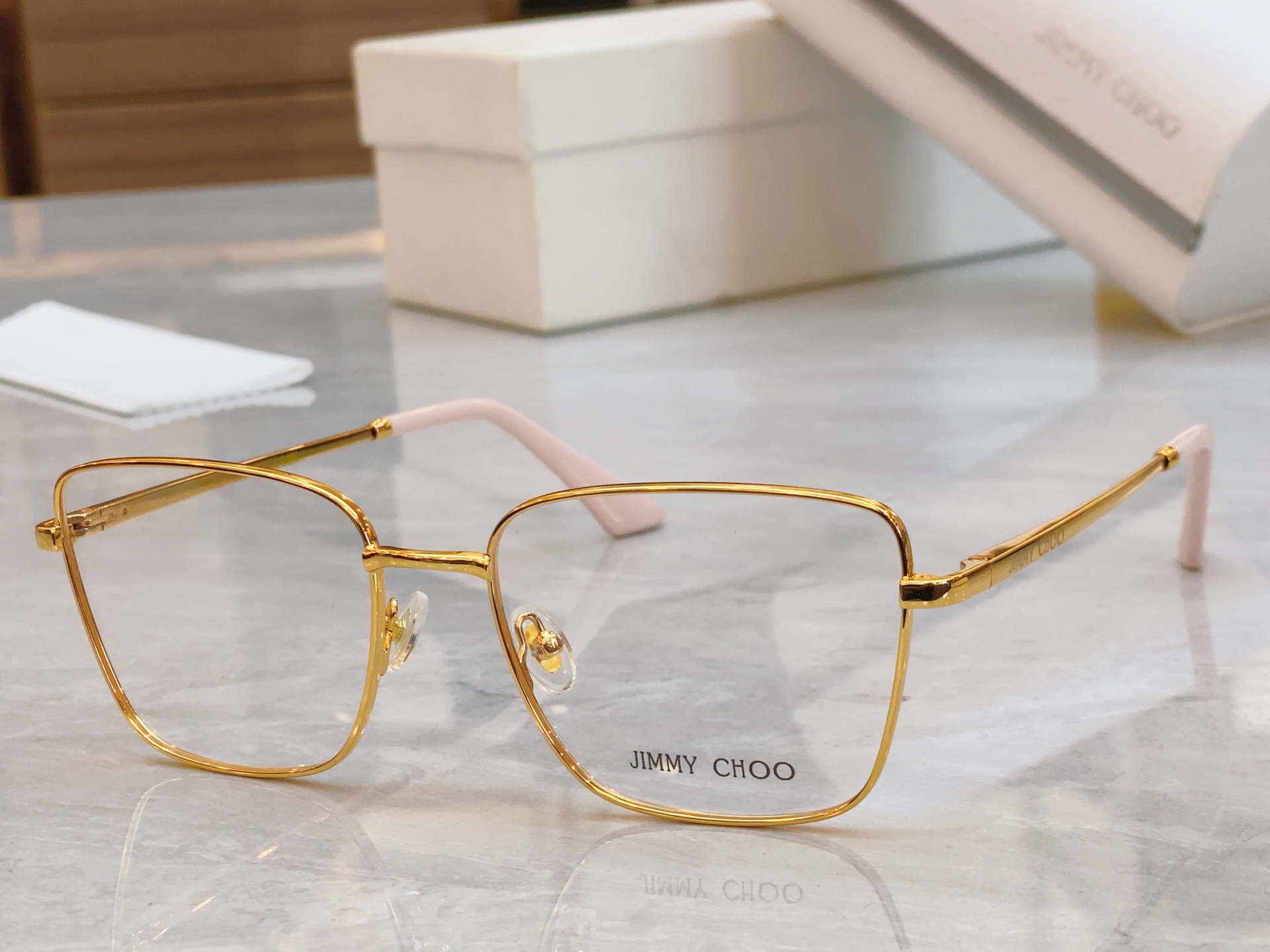 ，【JIMMY CHO*】吉米*周新款太阳镜，MODEL：JC2003，SIZE：56口18-145