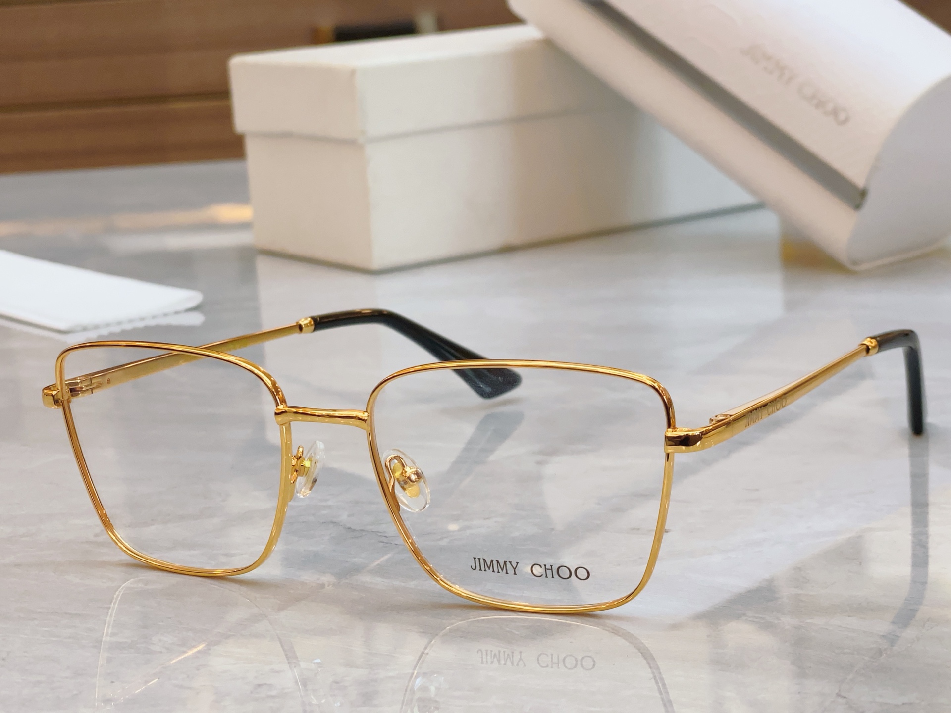 ，【JIMMY CHO*】吉米*周新款太阳镜，MODEL：JC2003，SIZE：56口18-145