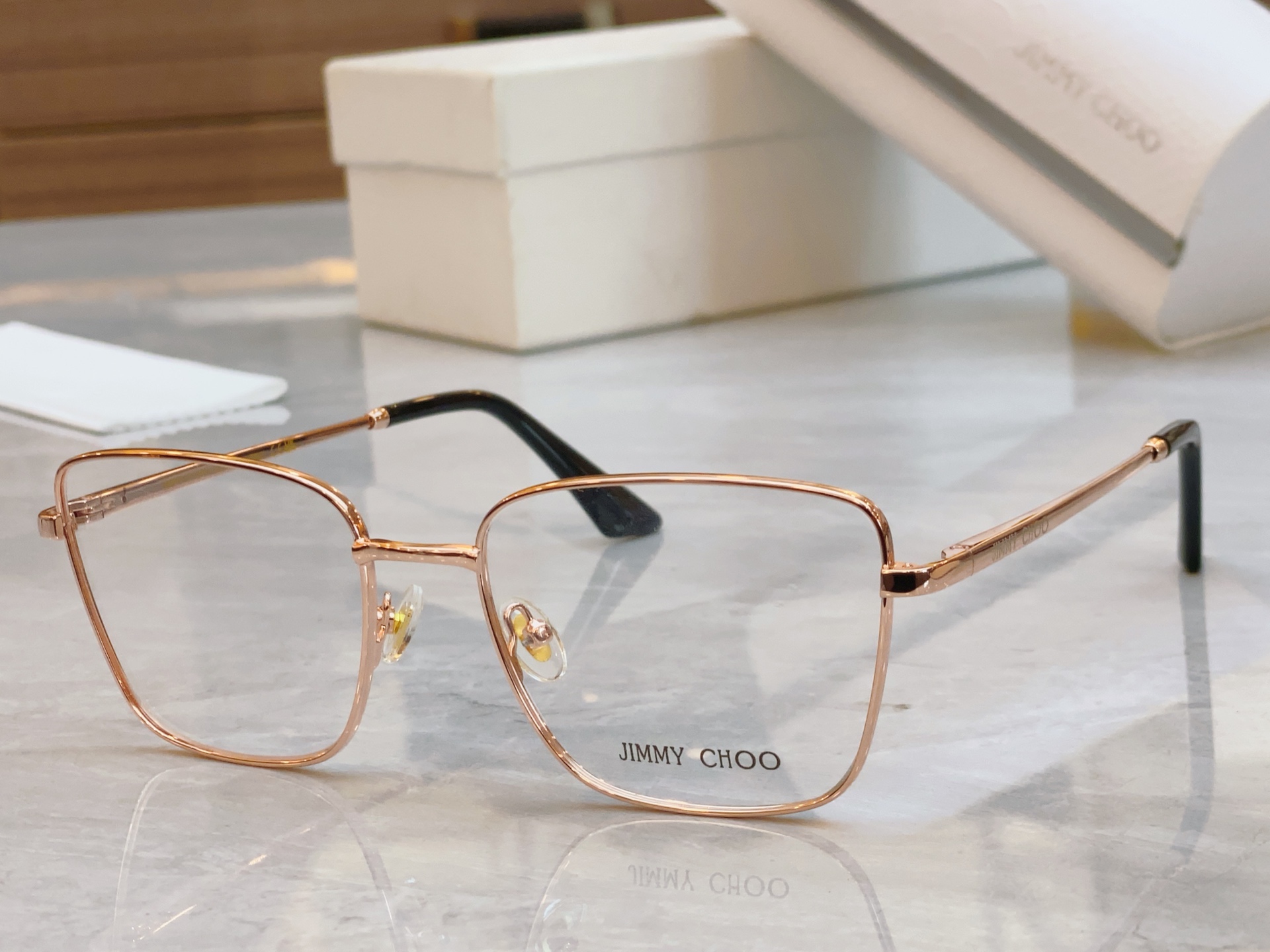 ，【JIMMY CHO*】吉米*周新款太阳镜，MODEL：JC2003，SIZE：56口18-145