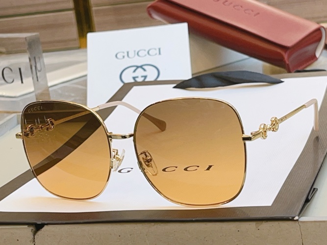 Gucci 0879S Sunglasses - 1955 Series, Square Frame, Stylish & Unique Design 1 Gucci 0879S Sunglasses - 1955 Series, Square Frame, Stylish & Unique Design
