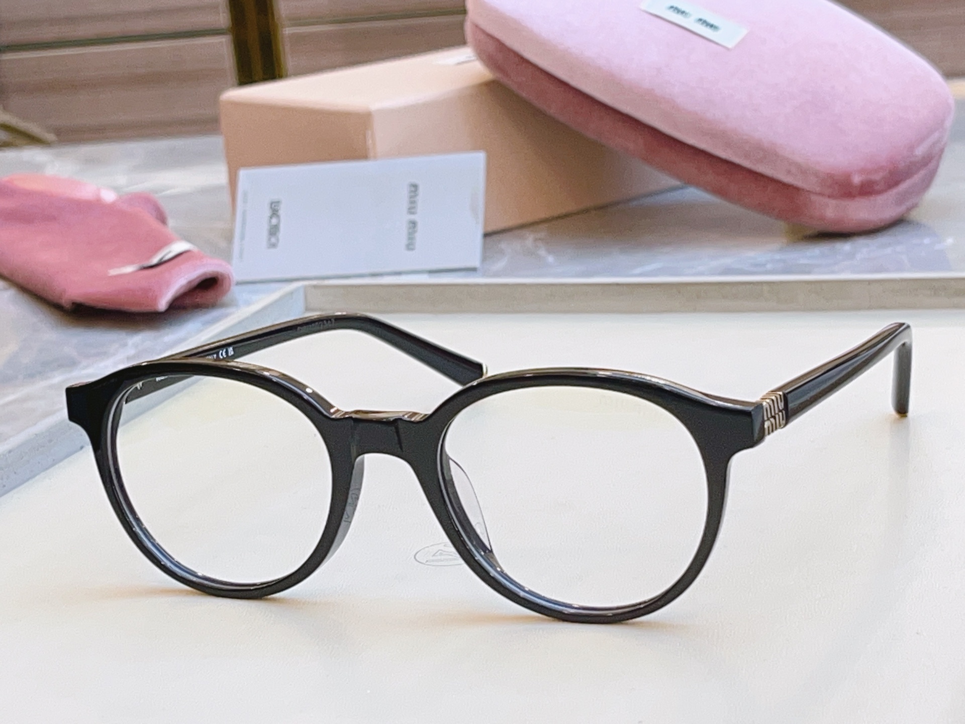 ，【MIUMI*】缪*缪新款太阳镜🕶️，Mod：VMU 02WVF，SIZE50口18-140