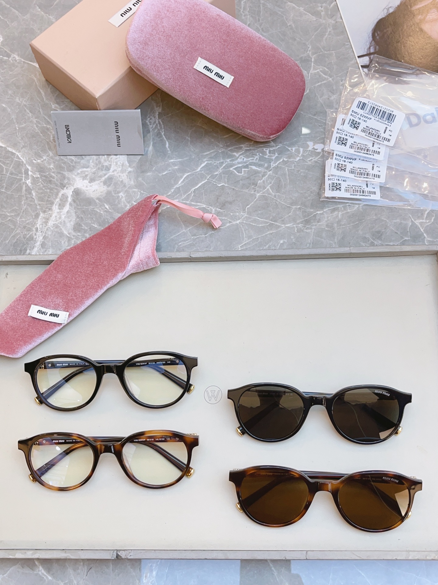，【MIUMI*】缪*缪新款太阳镜🕶️，Mod：VMU 02WVF，SIZE50口18-140
