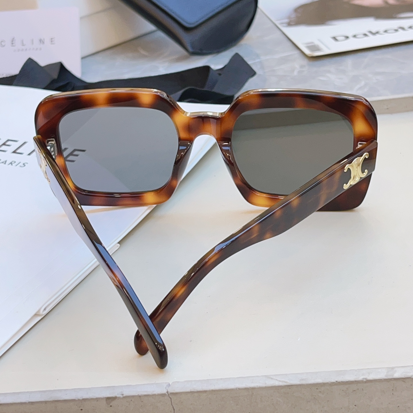，【CELIN*】赛*琳新款太阳镜， 高版本✨MODELCL40304U，SIZE 56口23-140