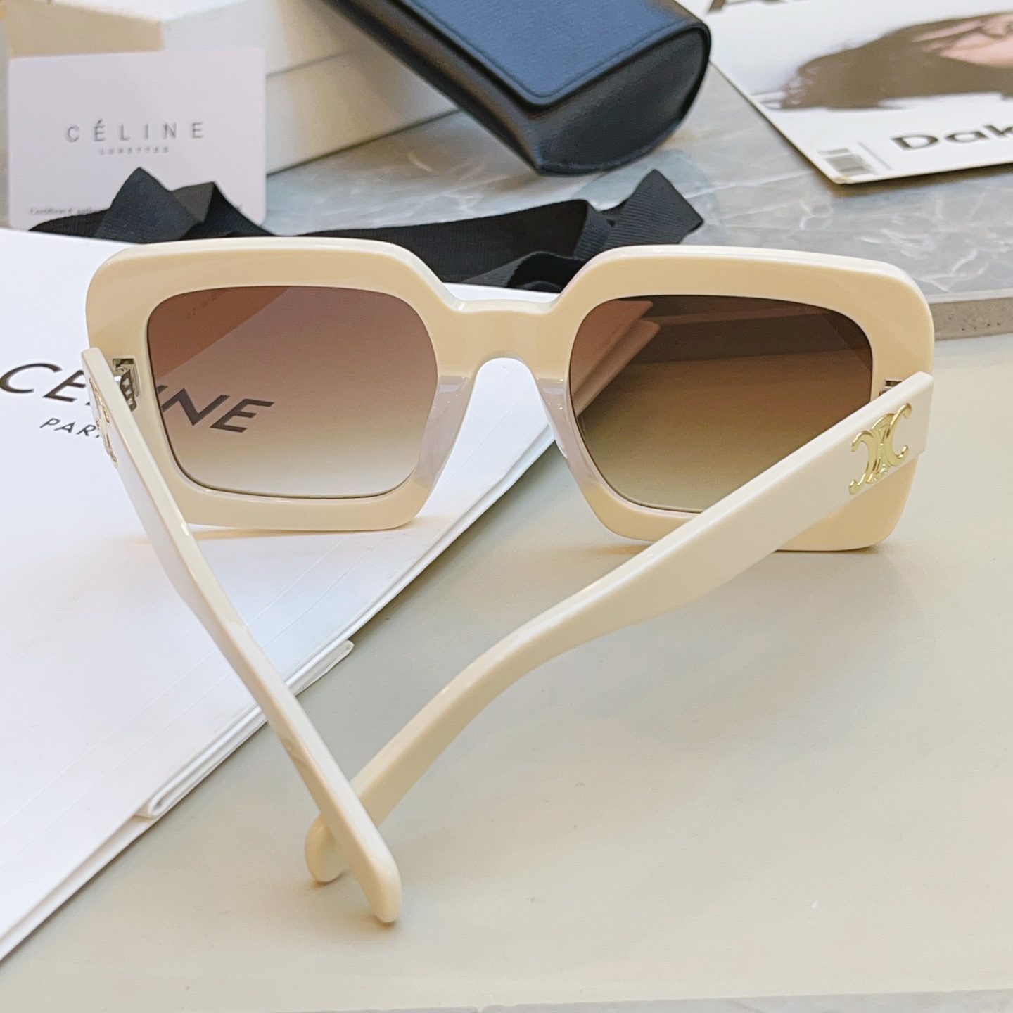 ，【CELIN*】赛*琳新款太阳镜， 高版本✨MODELCL40304U，SIZE 56口23-140