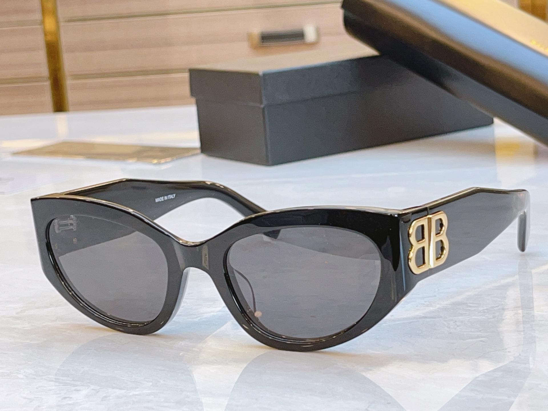，【BALENCIAG*】巴黎*世家新款太阳镜，MODEL：BB0324SK，SIZE：66口16-14