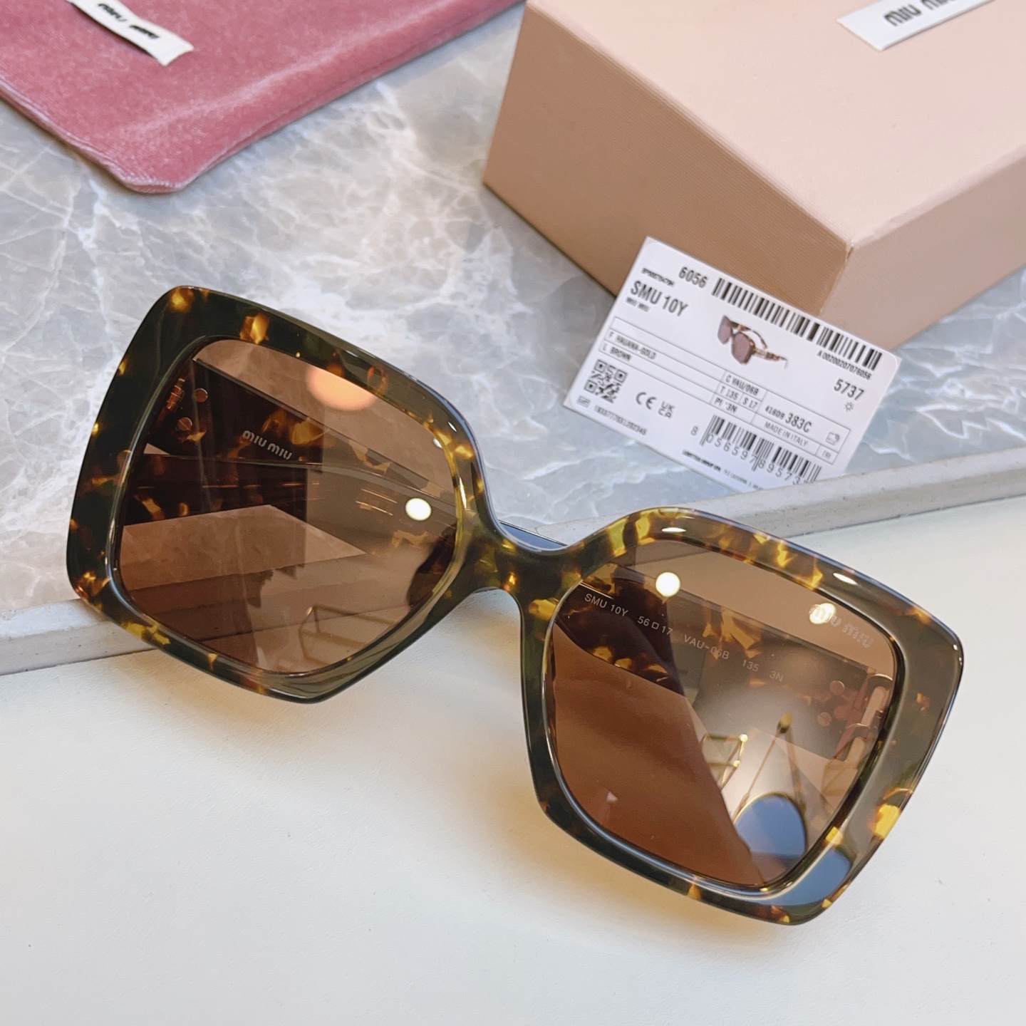 ，【MIUMI*】缪*缪新款太阳镜🕶️，Mod:SMU 10Y，高版本✨SIZE:56口17-135